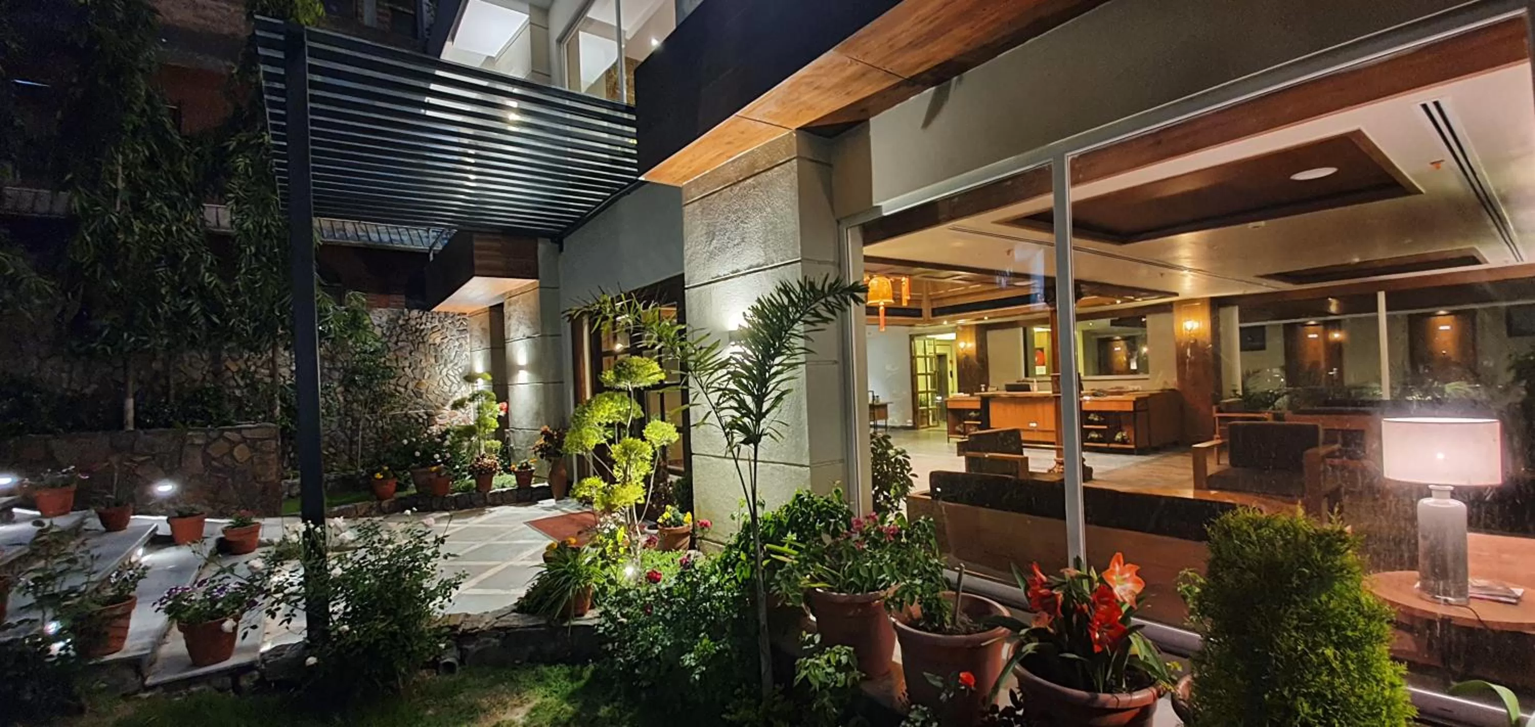 Facade/entrance in Antalya By Divine Ganga Cottage