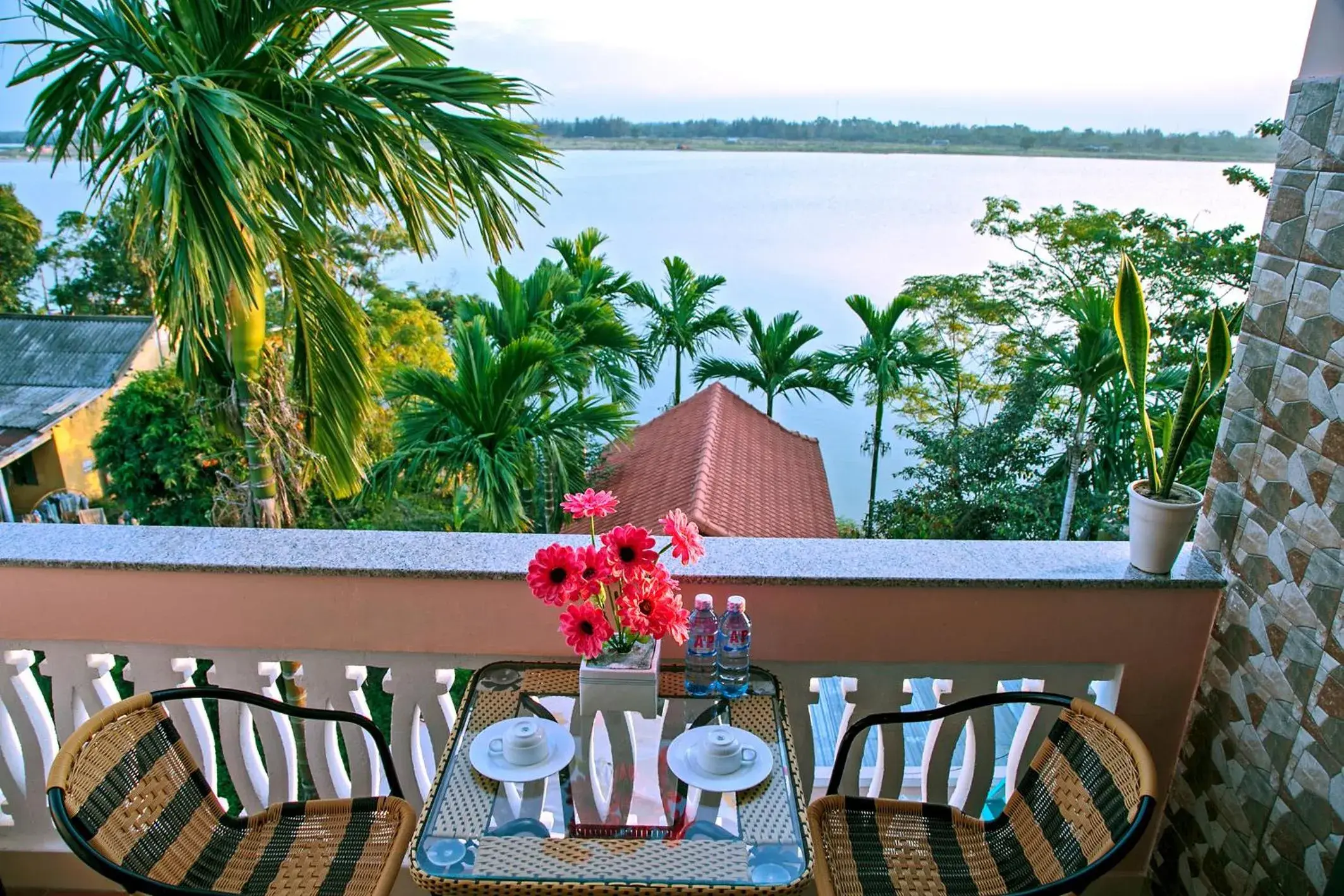 Balcony/Terrace in Thu Bon Riverside Homestay