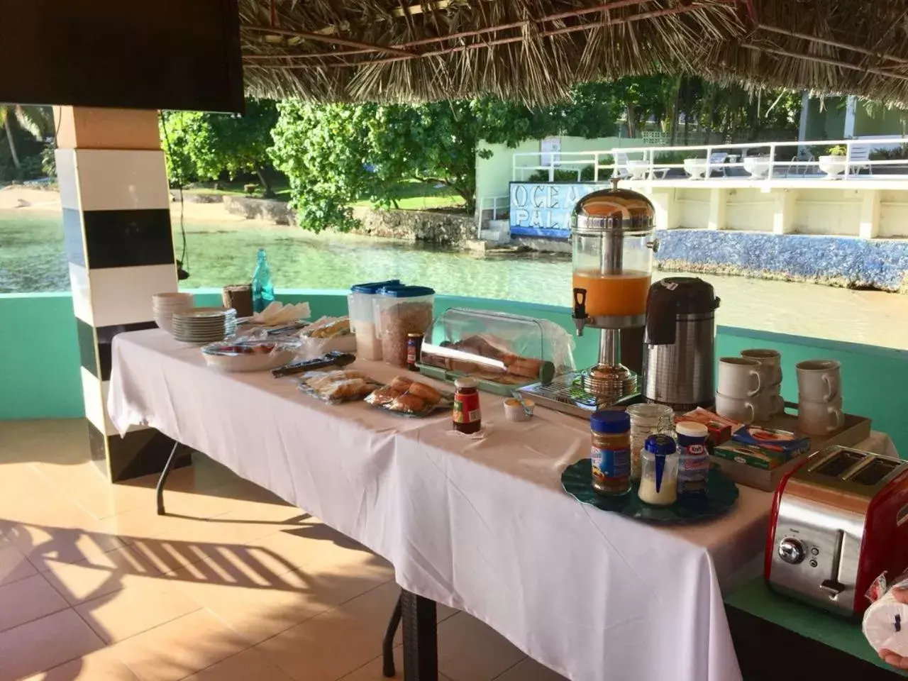 Continental breakfast in Ocean Palms