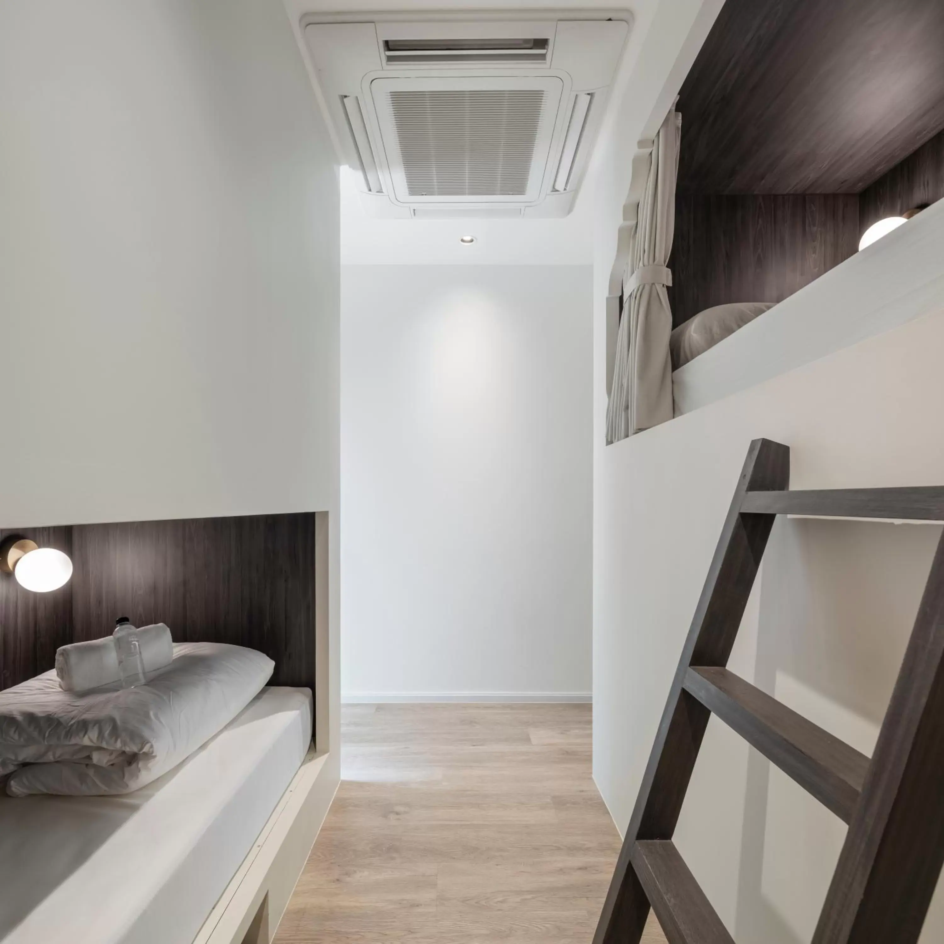 Bed in Lilit Bang Lumphu Hotel Bed in Lilit Bang Lumphu Hotel