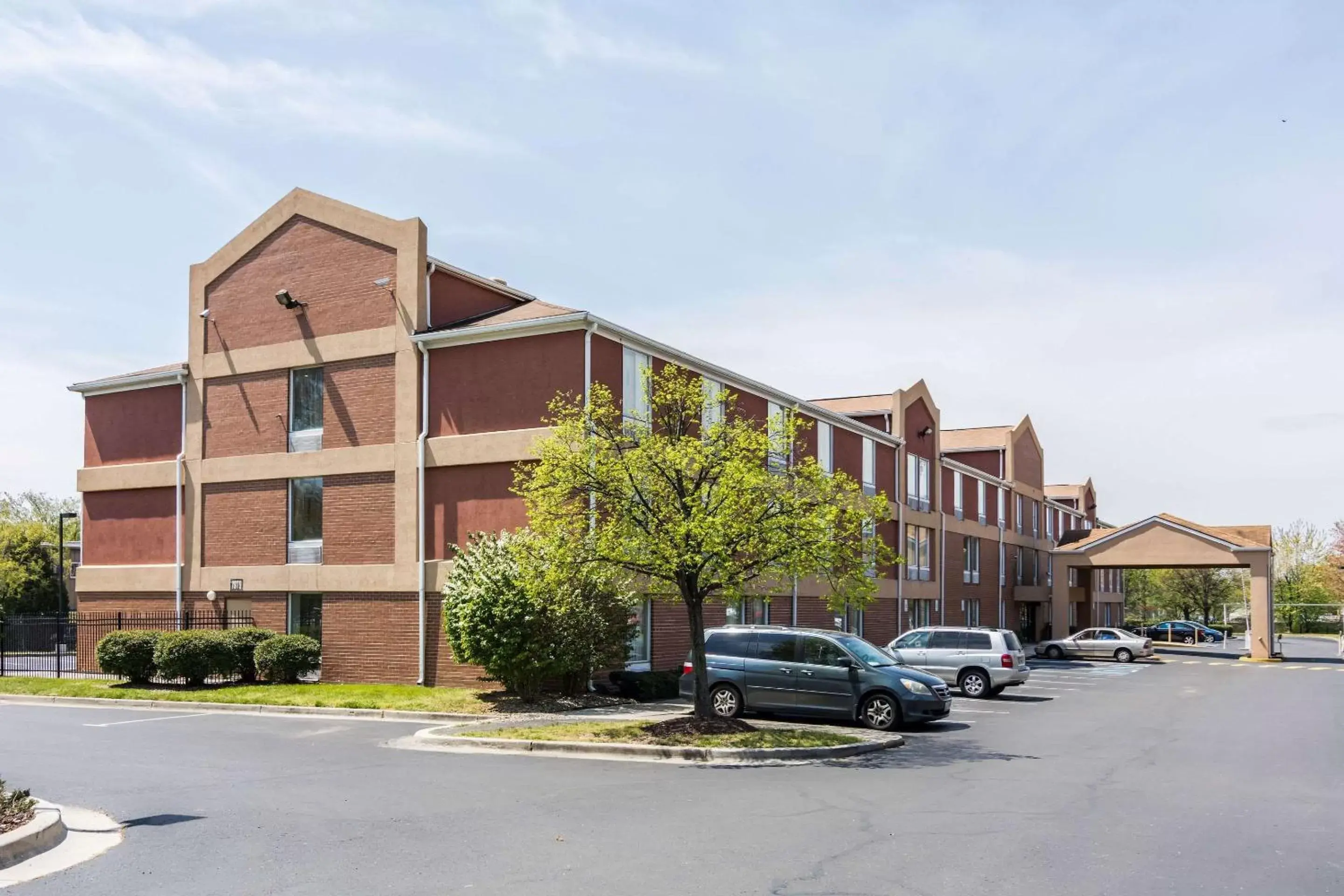 Property Building in Comfort Inn Washington DC Joint Andrews AFB
