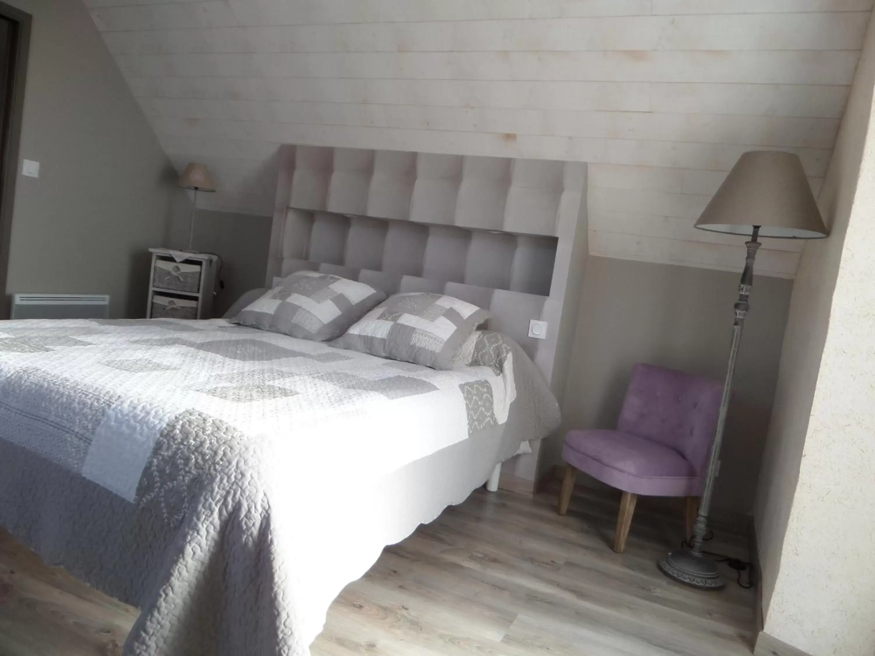 Bedroom, Bed in Les Gites de Kerdurod