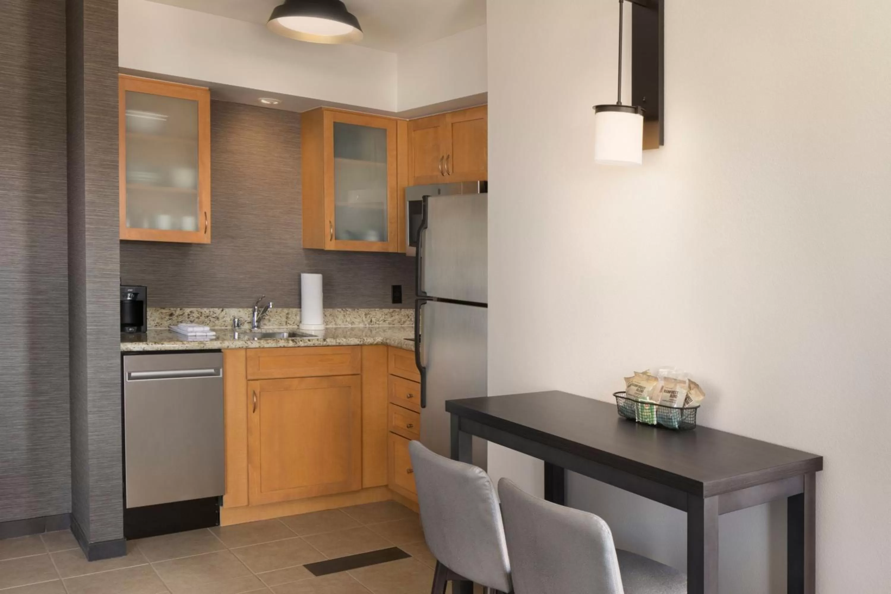 Kitchen or kitchenette in Residence Inn by Marriott Sacramento Downtown at Capitol Park