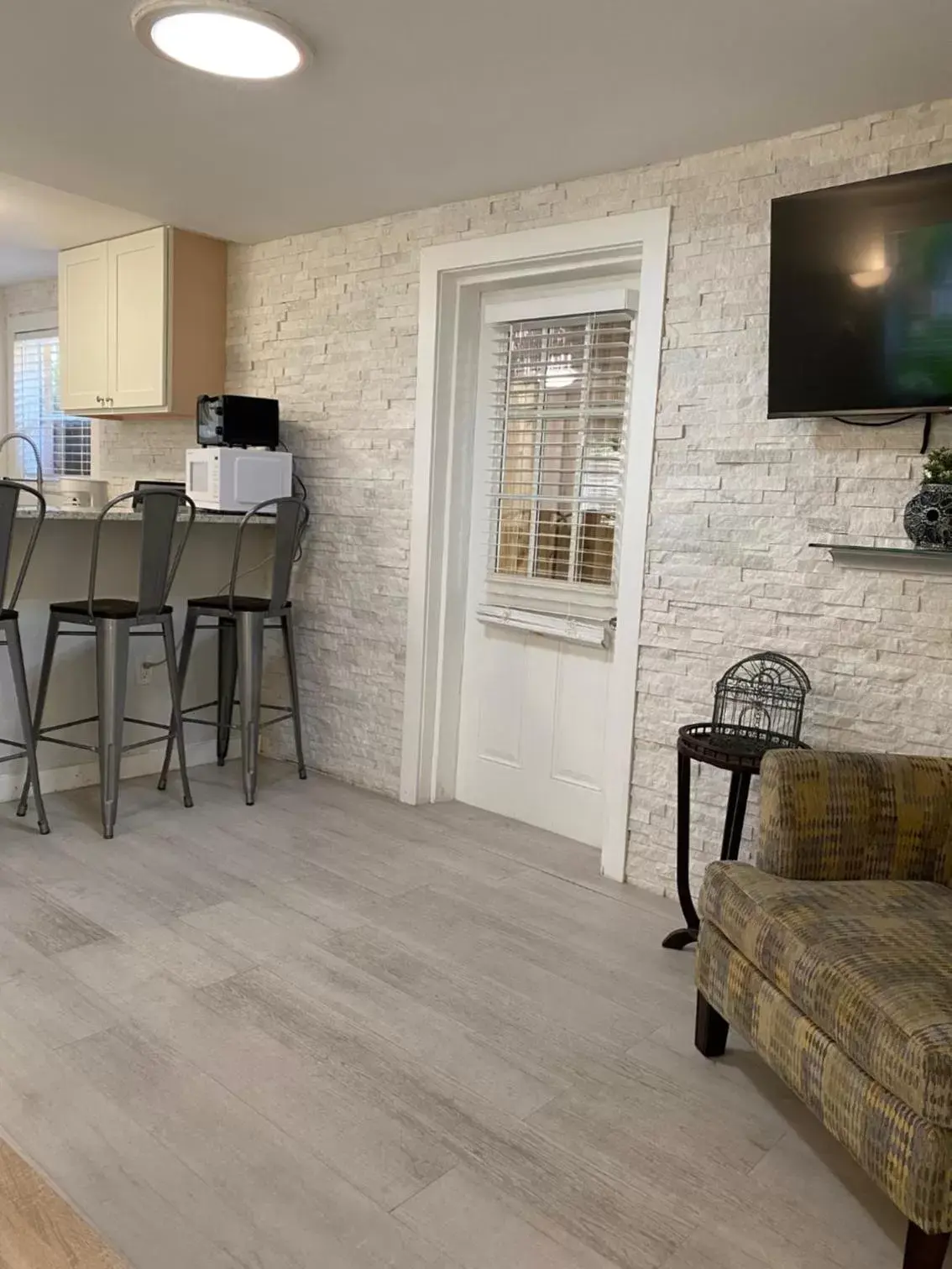 Living room, Dining Area in Turtle Beach Resort