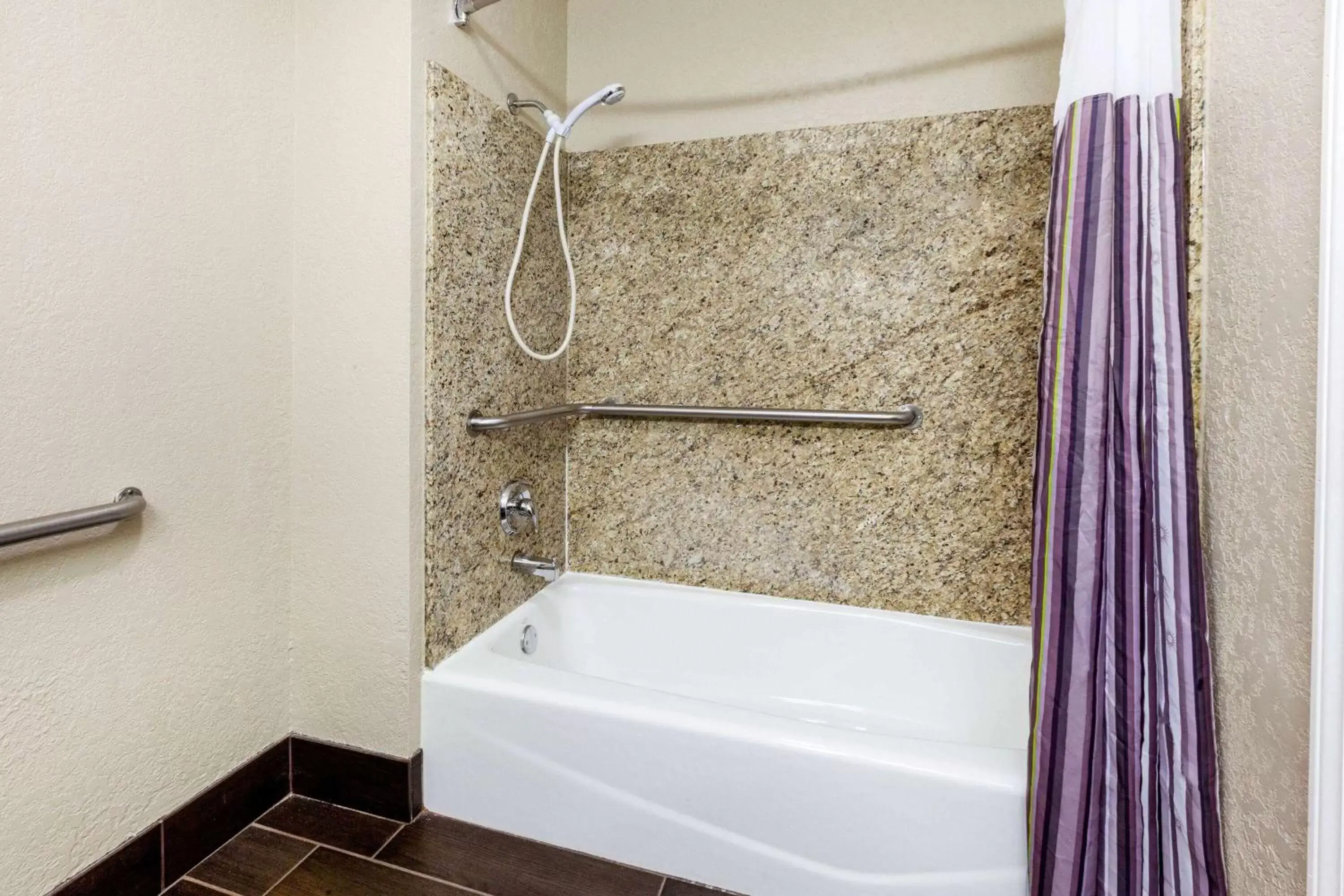 Bathroom in La Quinta Inn by Wyndham Sandusky near Cedar Point