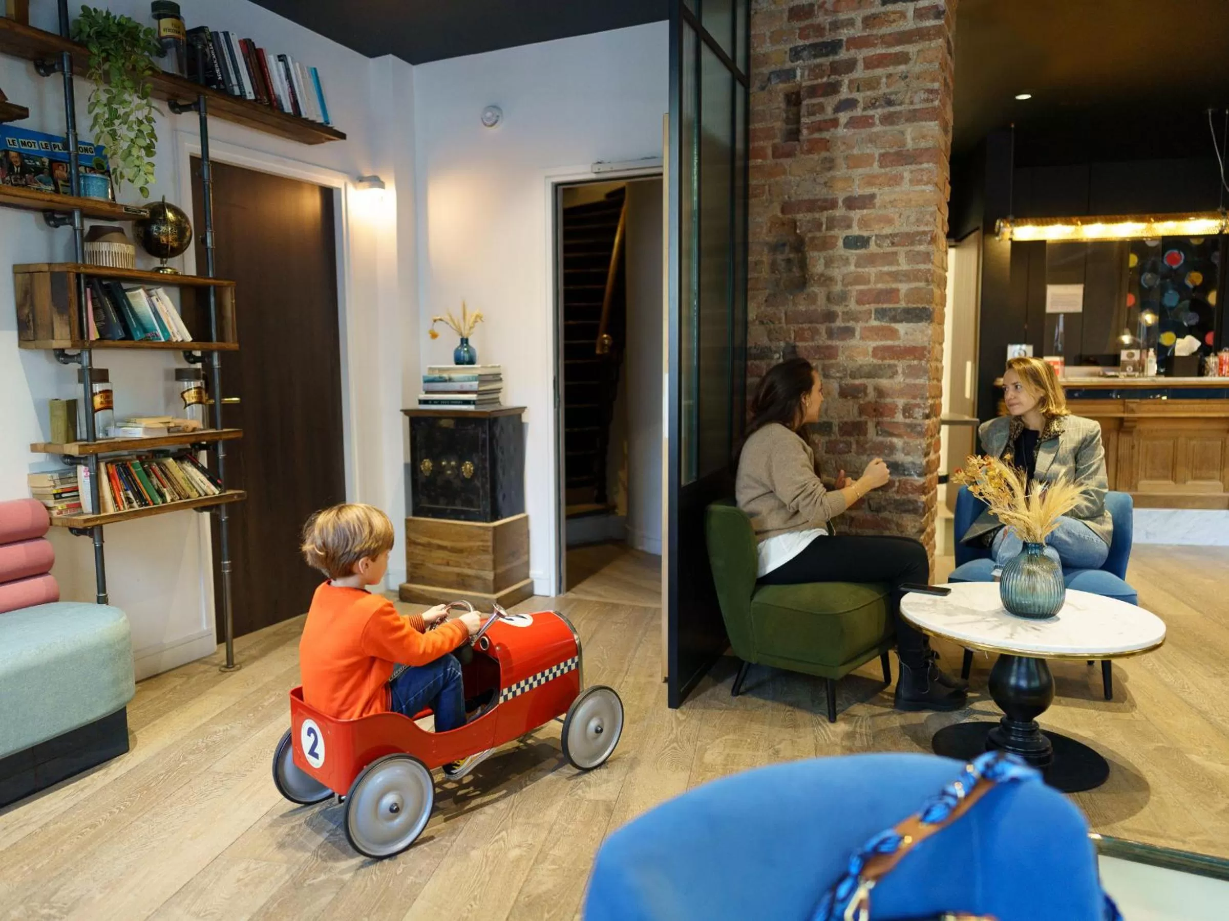 Seating area in Hotel Bridget