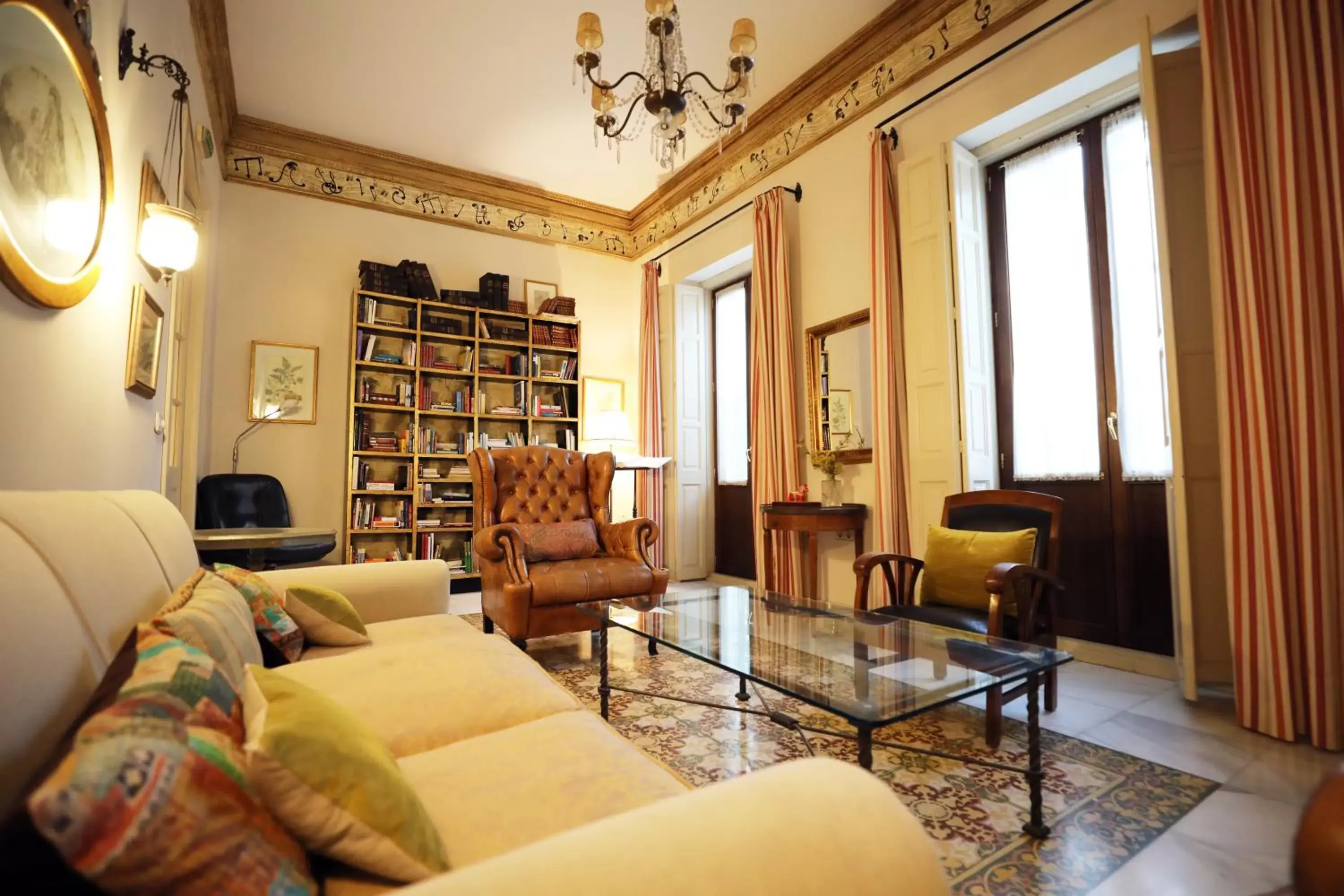 Library, Seating Area in Hotel YIT Casa Grande