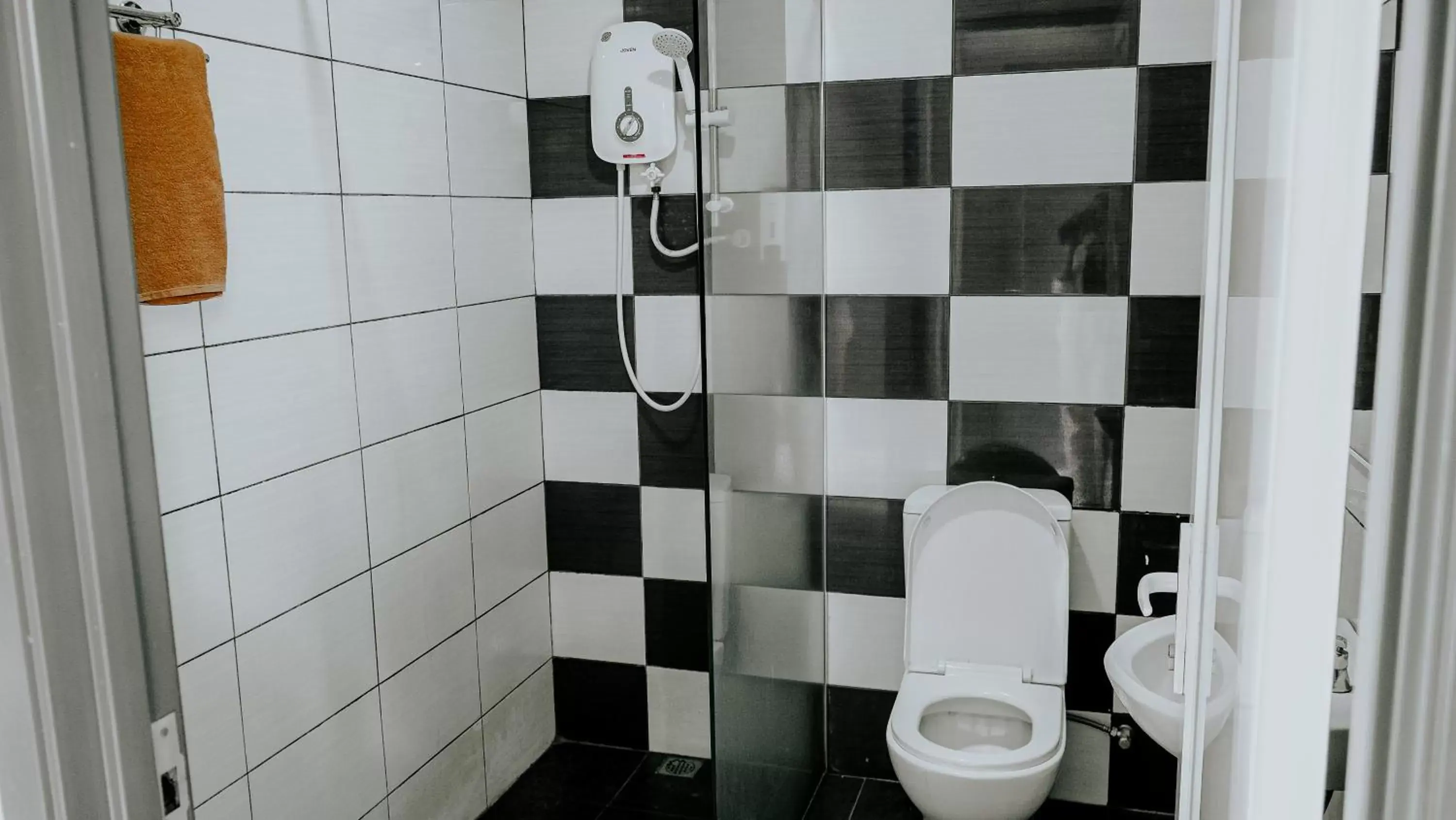 Bathroom in Destini Akef Villa