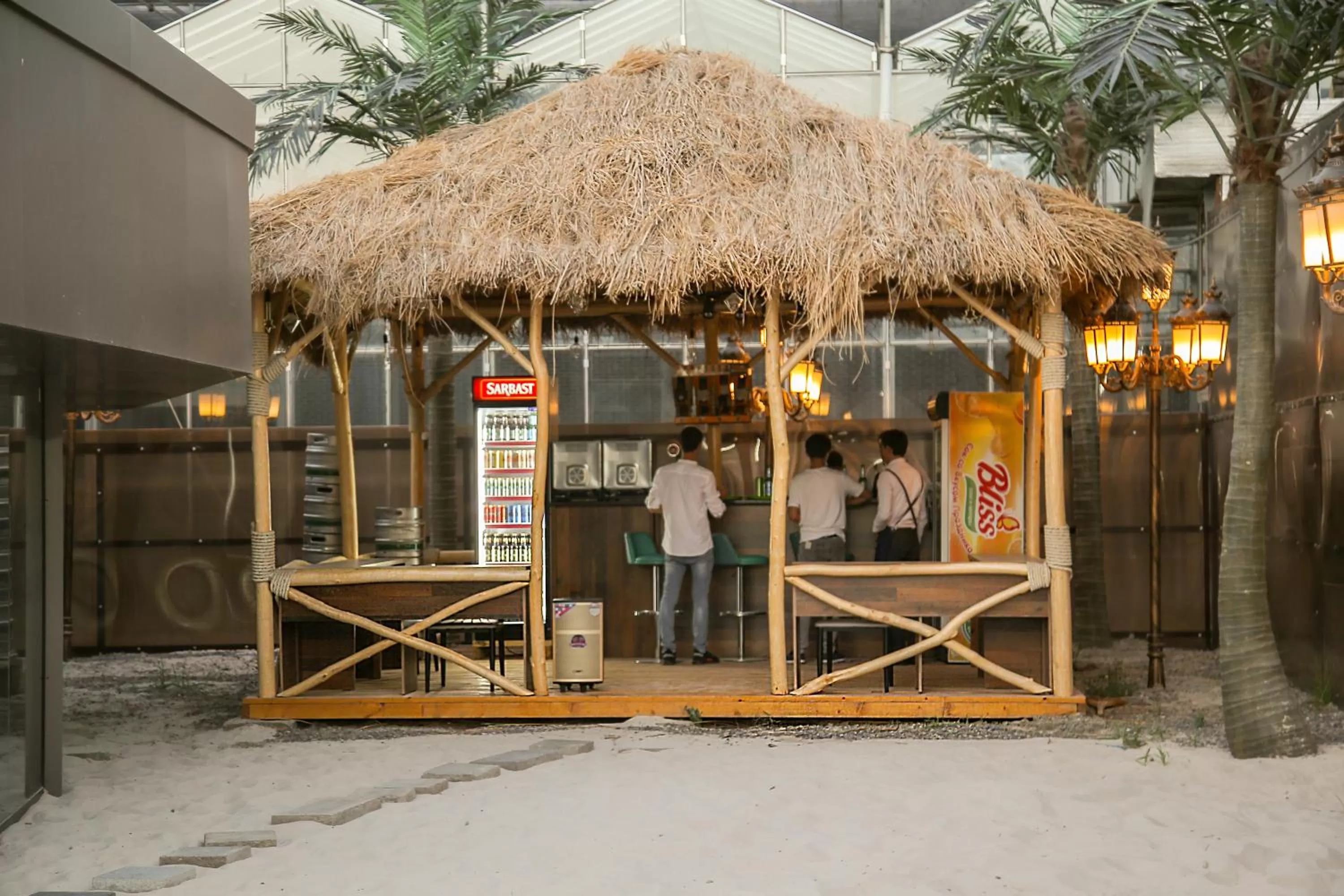 Lounge or bar in Sahid Zarafshon