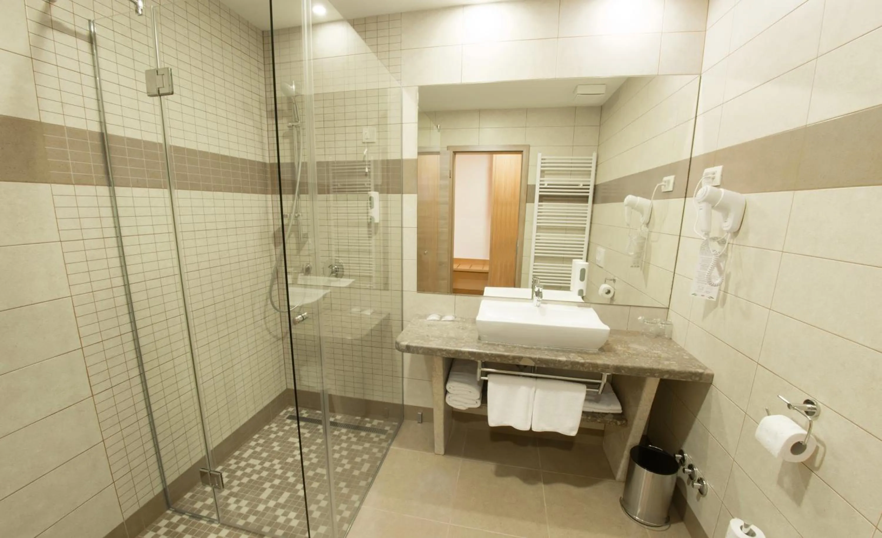 Shower in Hotel Mostar