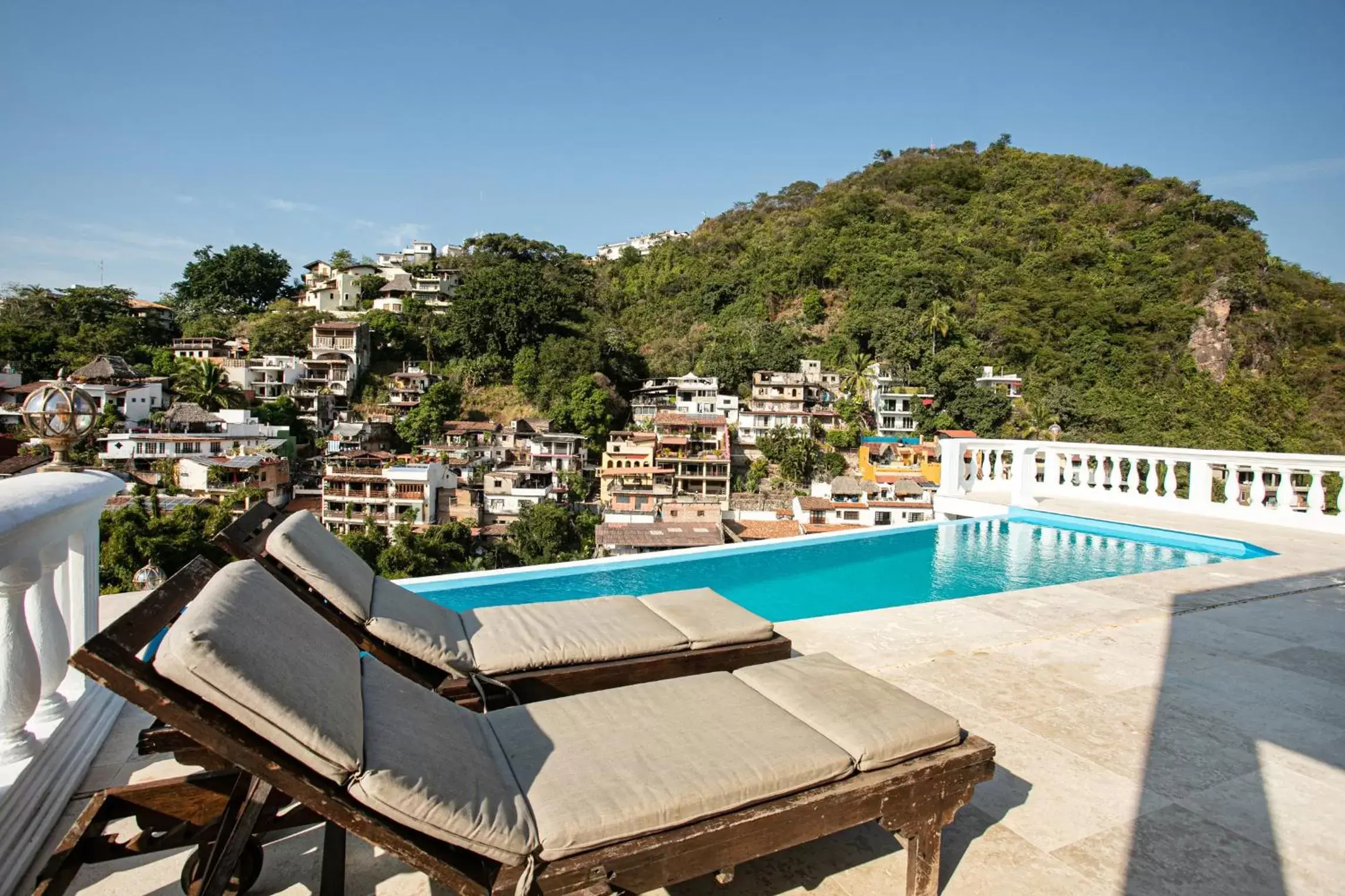 Swimming Pool in Hotel Boutique Rivera Del Rio