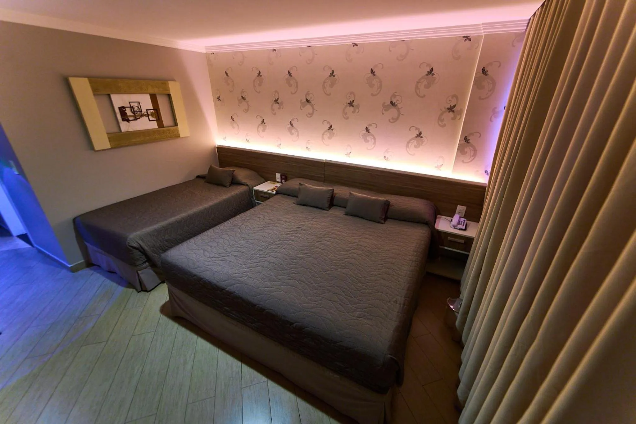 Bedroom, Bed in Foz Plaza Hotel