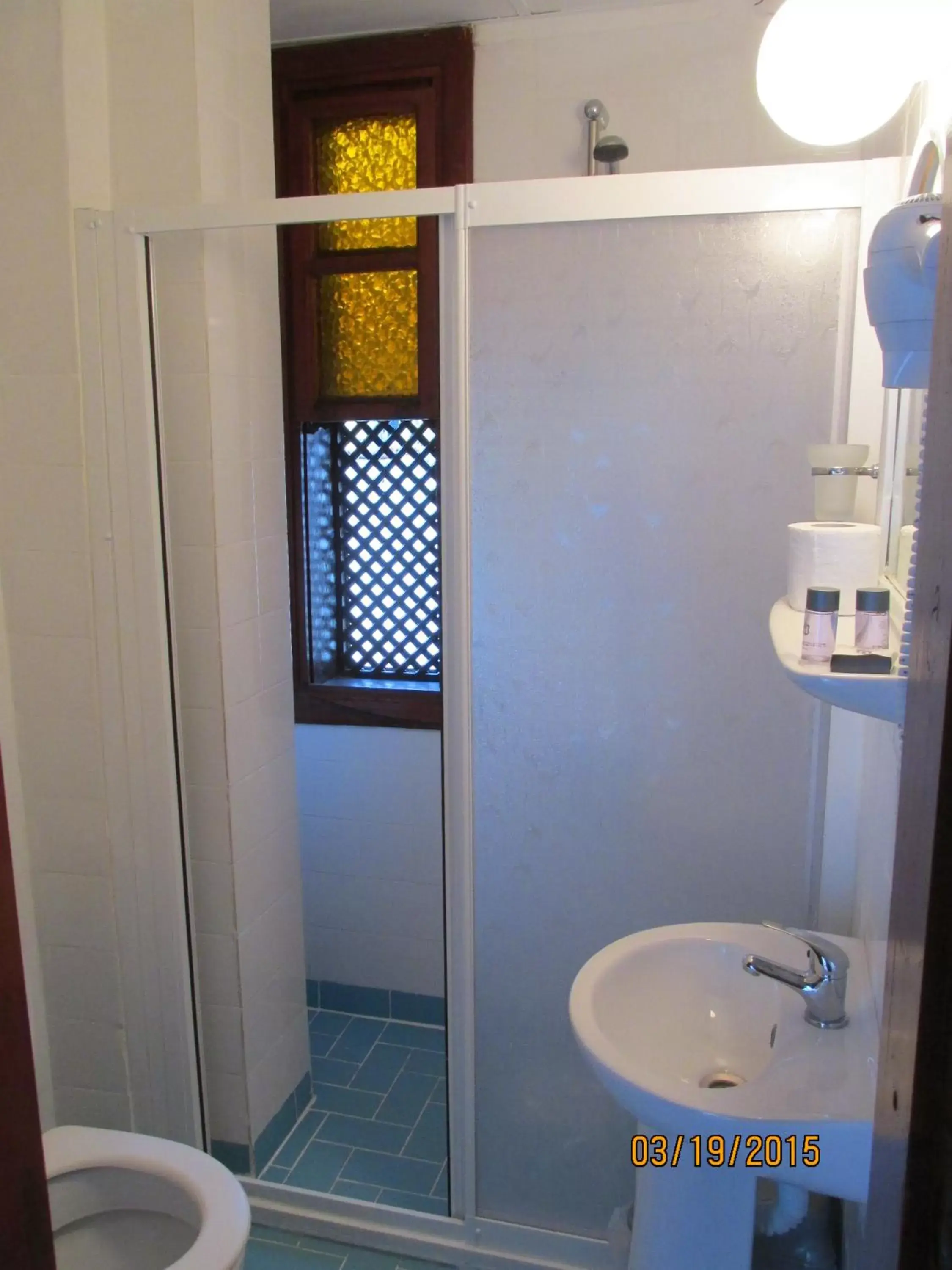 Bathroom in Sabah Pension