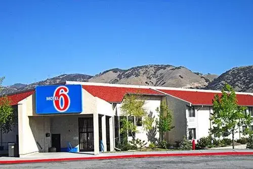 Property building in Motel 6-Lebec, CA