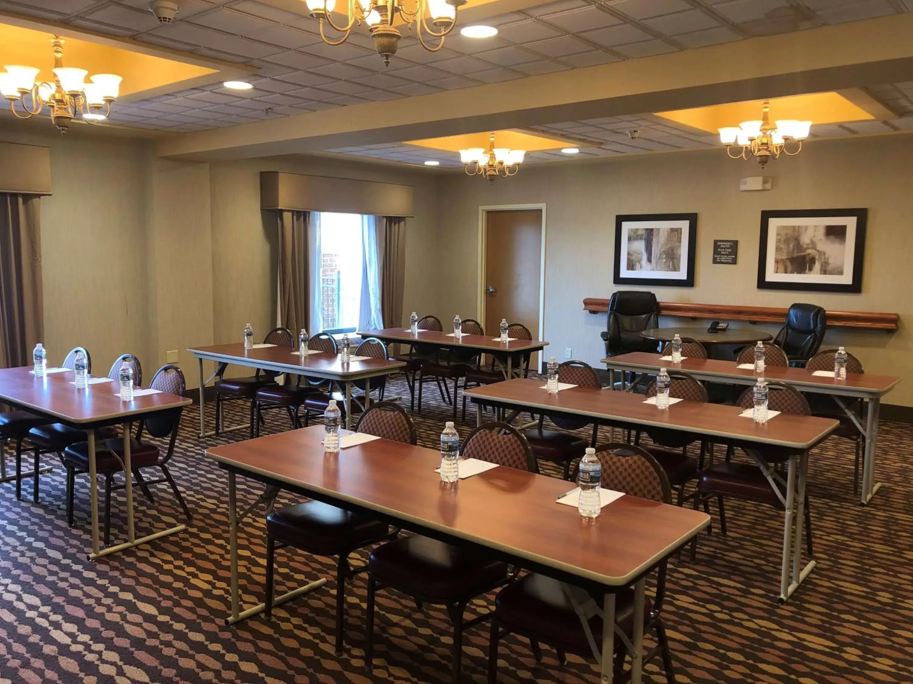 Meeting/conference room, Restaurant/Places to Eat in Hampton Inn Seaford