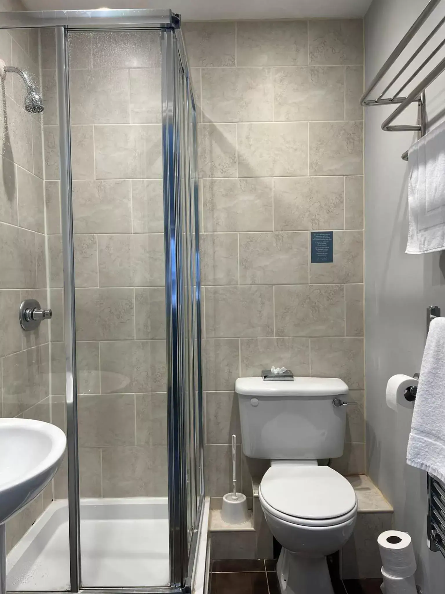 Bathroom in St Andrews Town Hotel