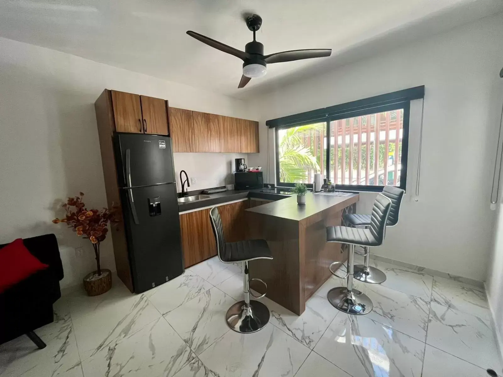 Kitchen or kitchenette, Kitchen/Kitchenette in AHAU Playa