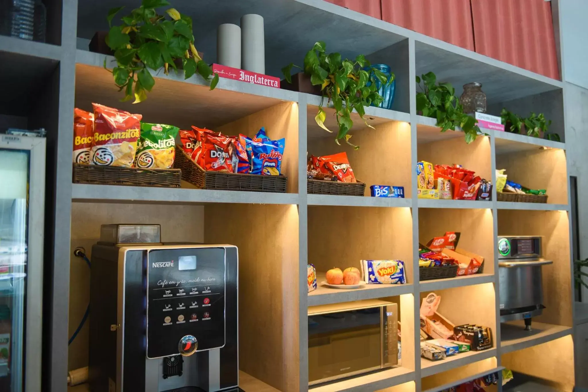 Restaurant/places to eat in ibis budget Rio de Janeiro Centro Restaurant/places to eat in ibis budget Rio de Janeiro Centro