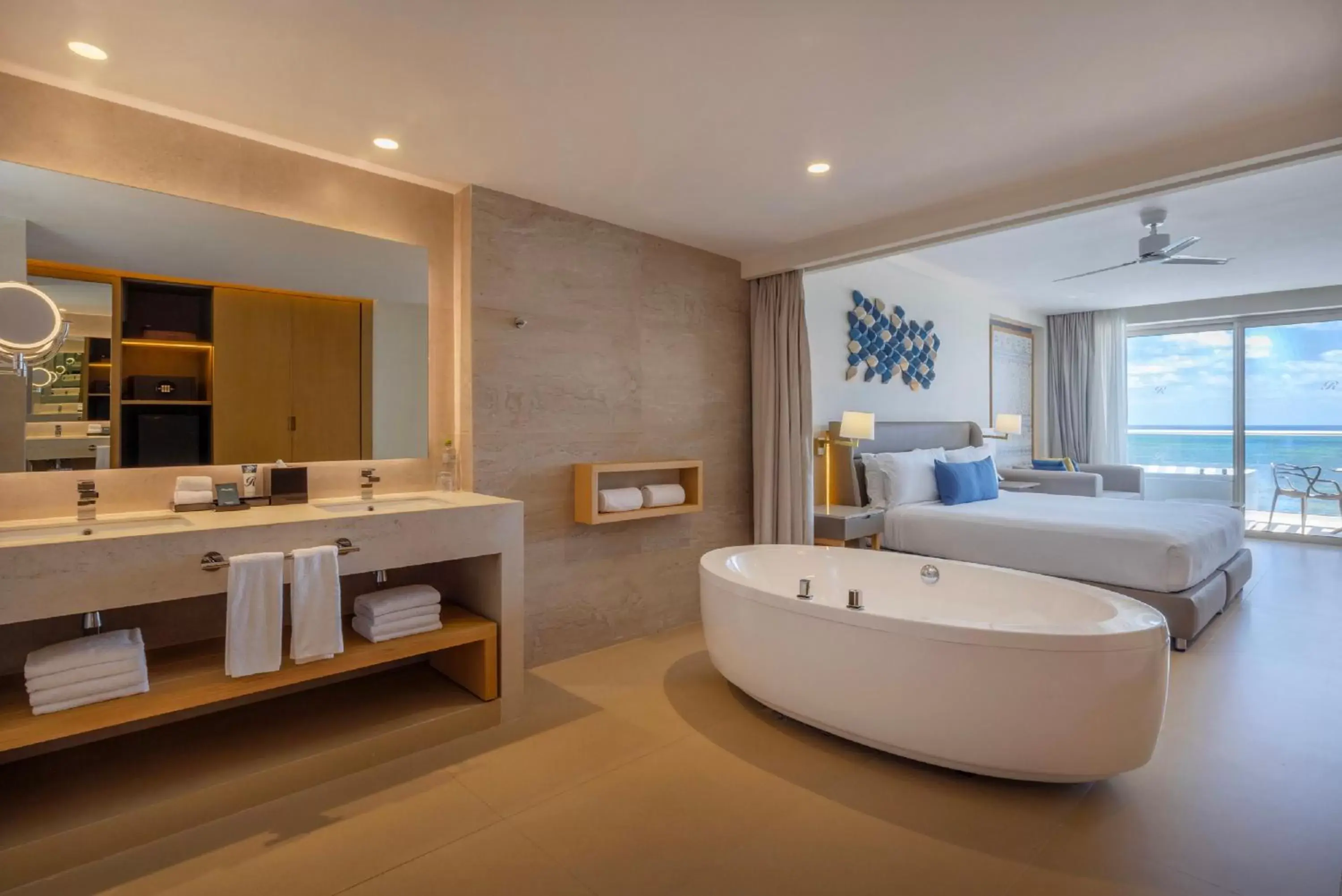 Bathroom in Royalton Splash Riviera Cancun, An Autograph Collection All-Inclusive Resort