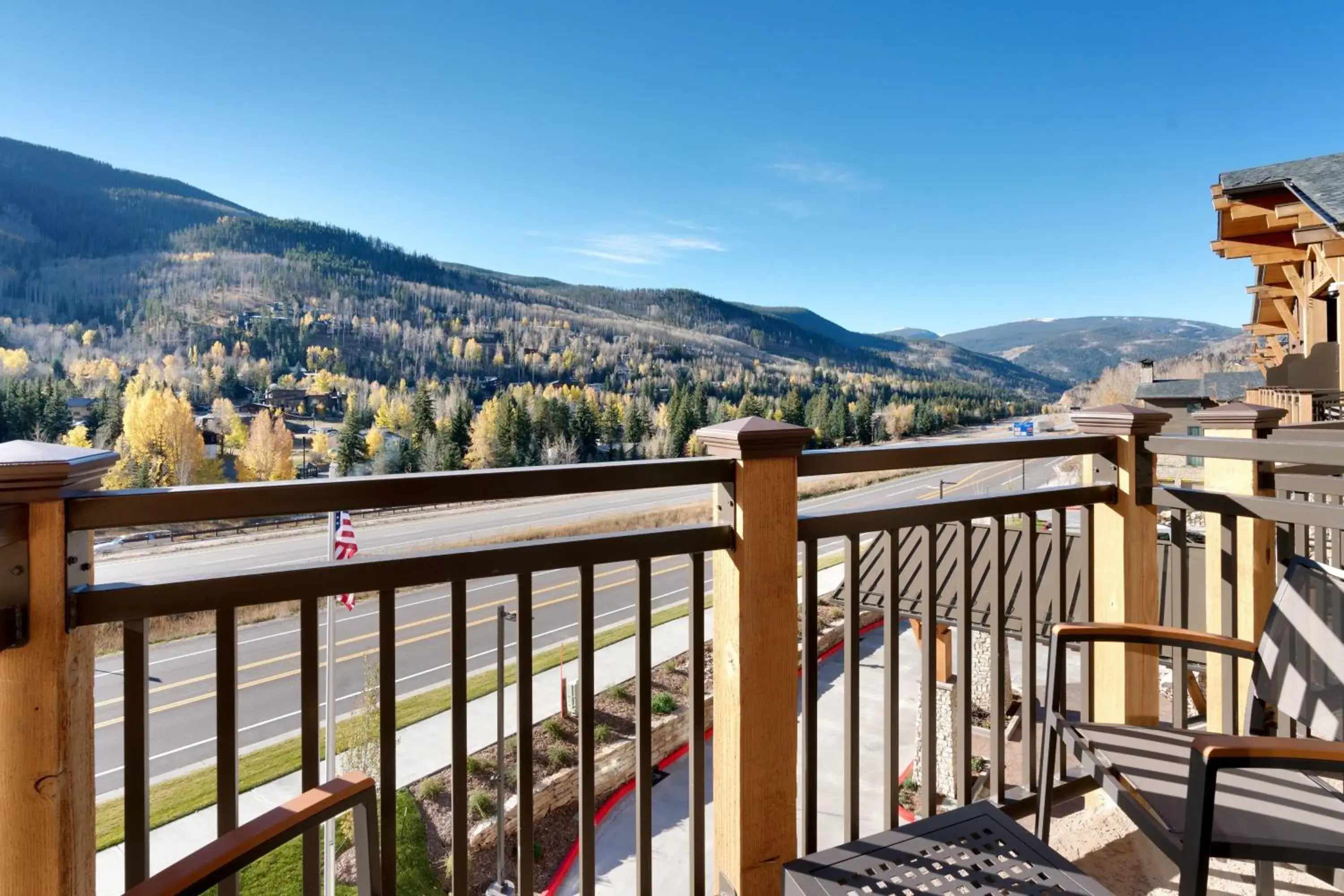 Photo of the whole room, Balcony/Terrace in Residence Inn by Marriott Vail