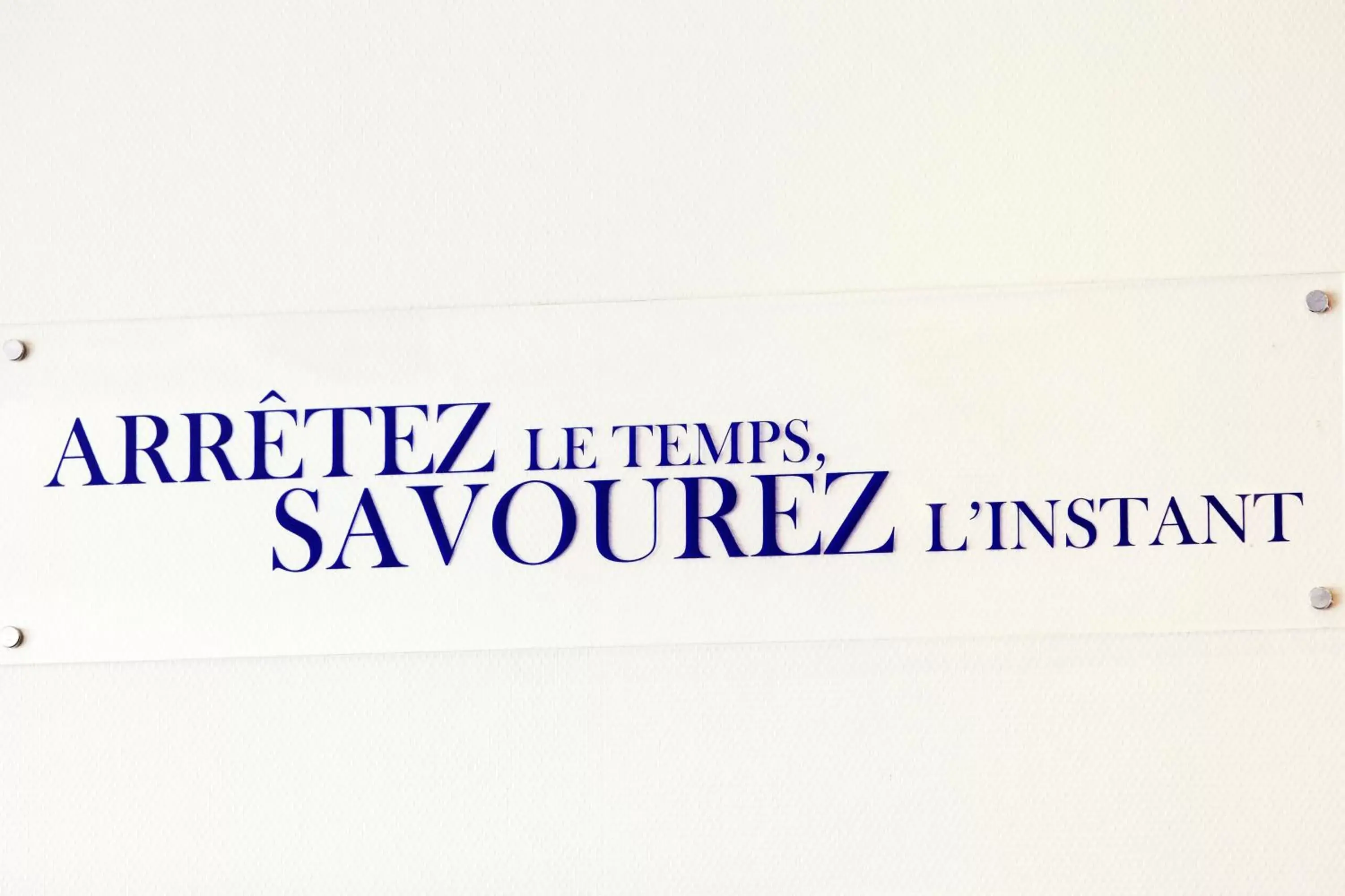 Logo/Certificate/Sign, Logo/Certificate/Sign/Award in Kyriad Prestige Vannes Centre-Palais des Arts