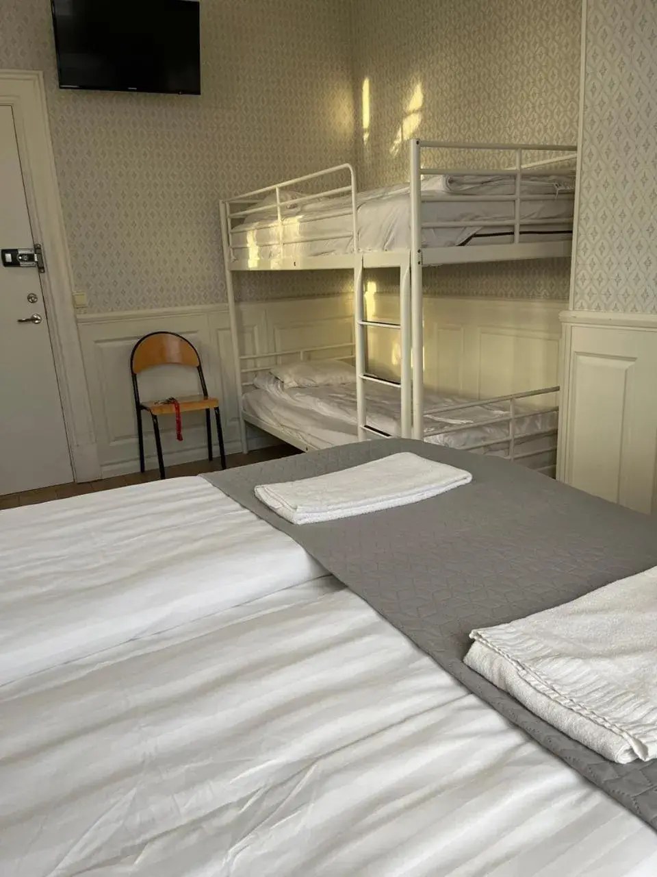 Quadruple Room with Private Bathroom in Halmstad Hotell & Vandrarhem Kaptenshamn