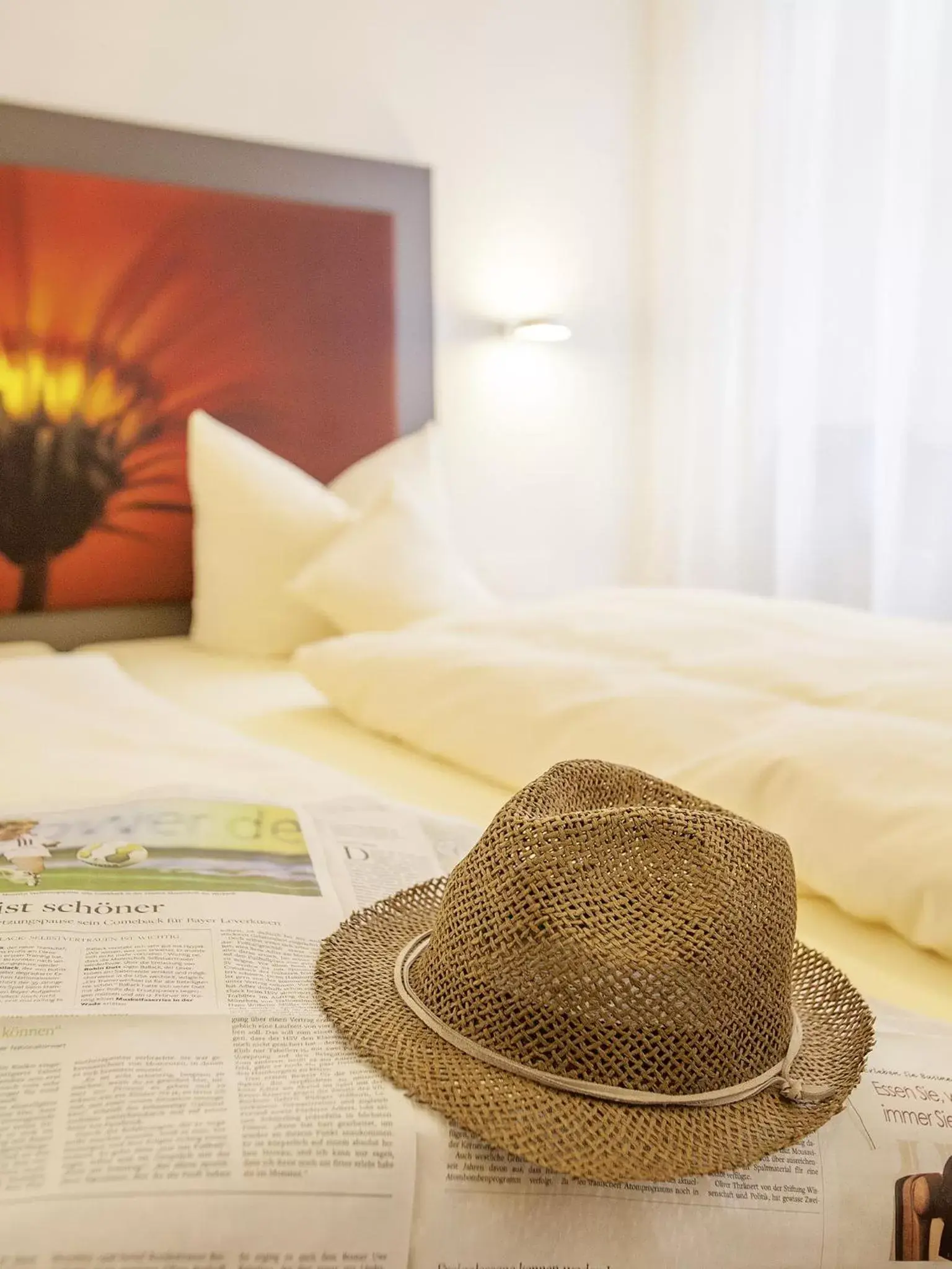 Bed in Hotel Münchner Hof und Blauer Turm