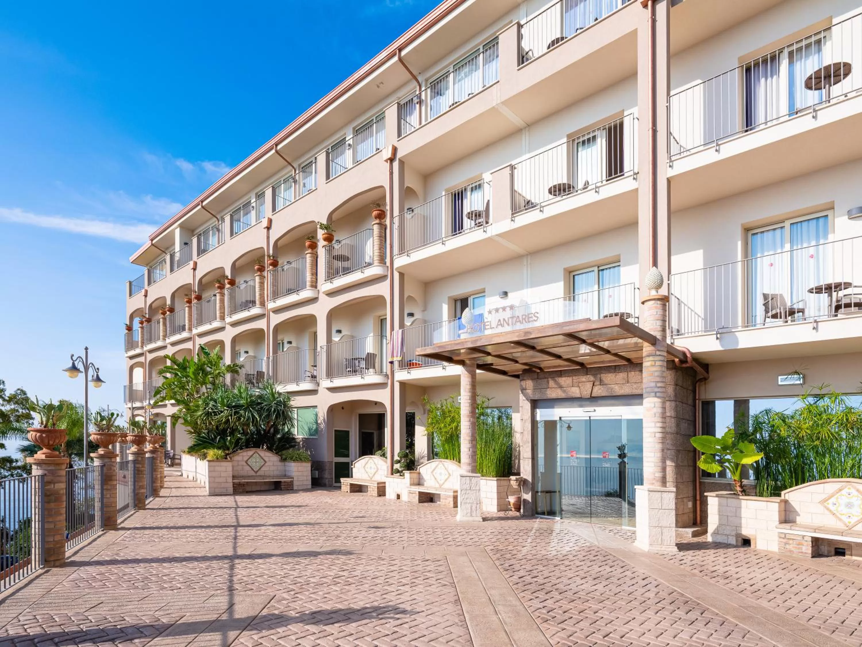 Property building in Hotel Antares