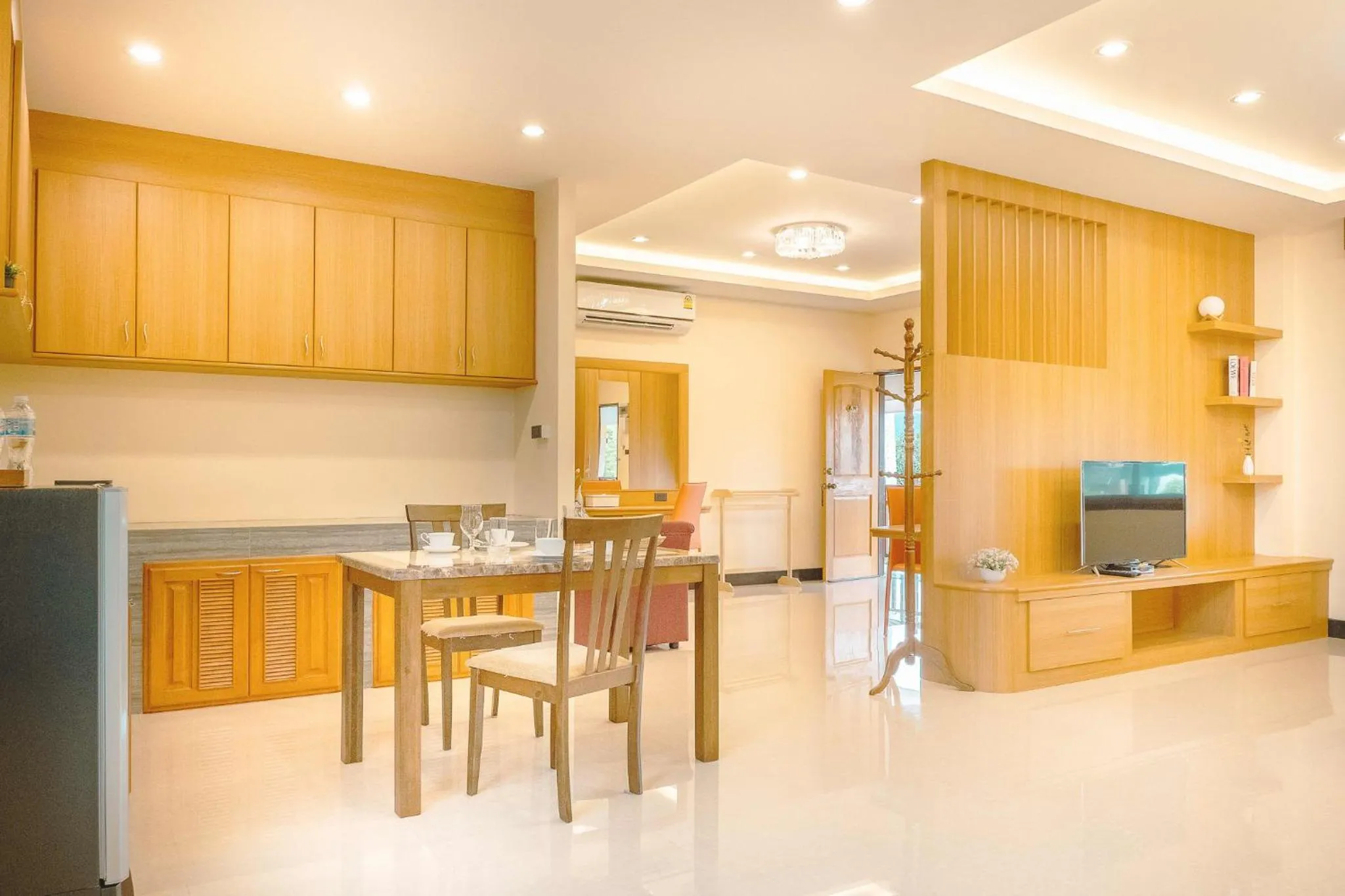 Kitchen or kitchenette in AU Place Hotel