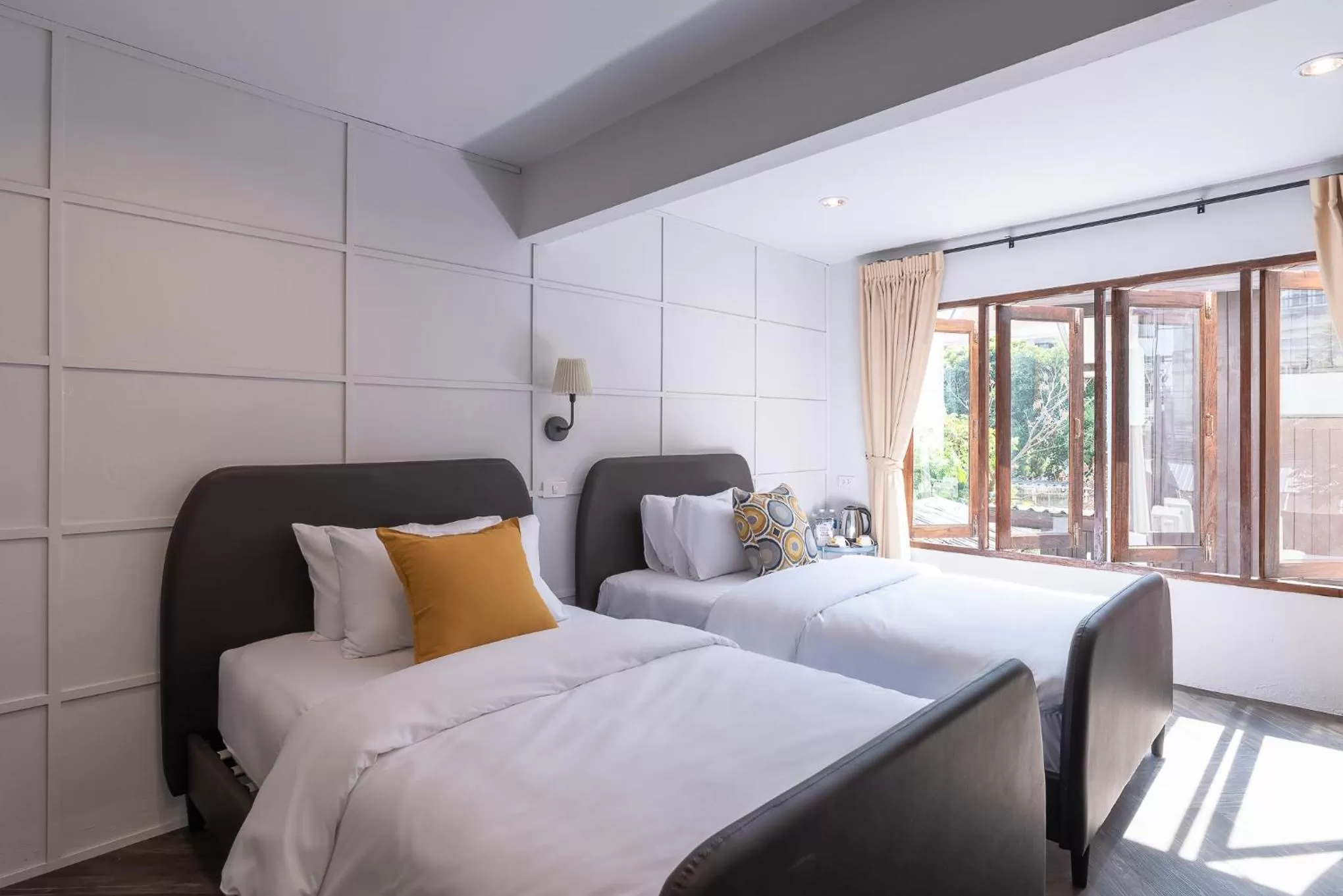 Bed in The Mellow Pillow Hotel @ Chiang Mai Gate