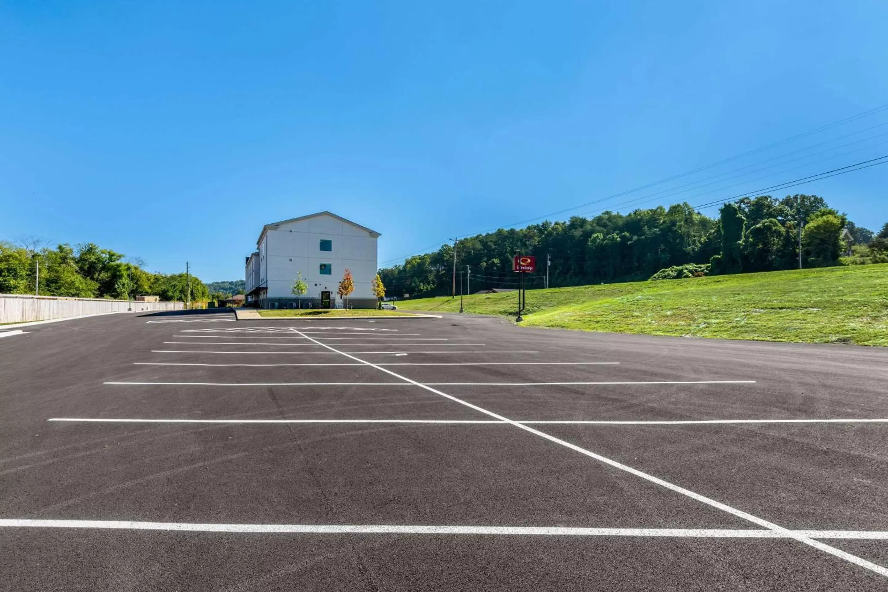 Property building in Econo Lodge Property building in Econo Lodge