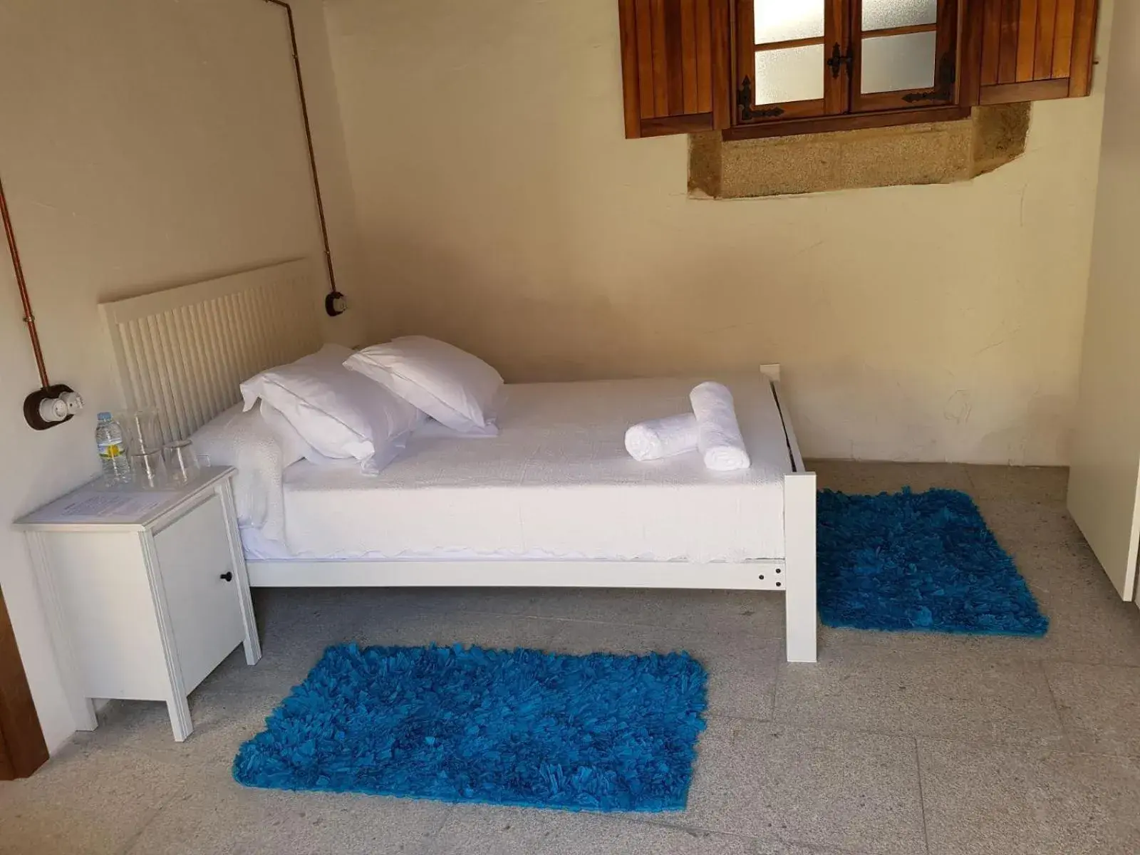 Photo of the whole room, Bed in Hostel Monasterio de Moraime