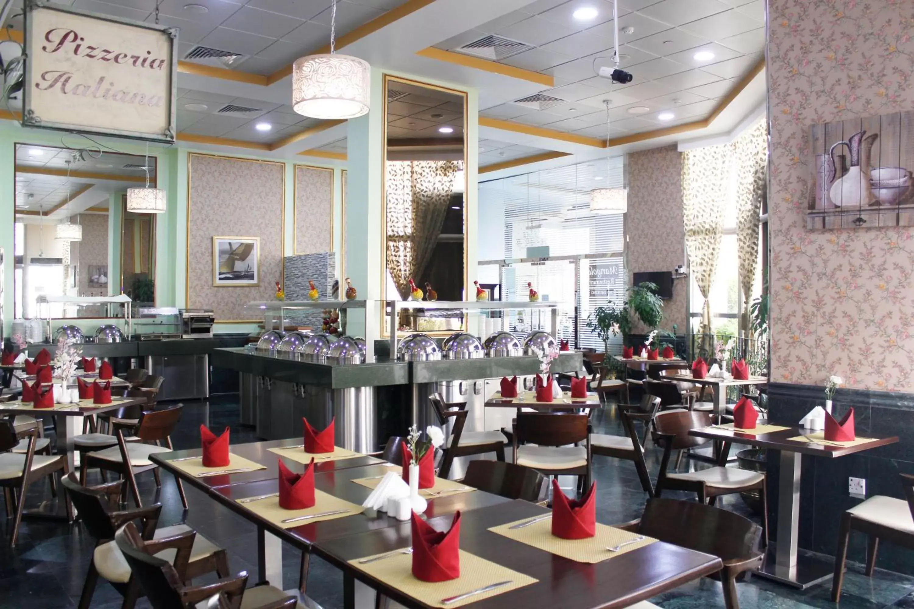 Food and drinks, Restaurant/Places to Eat in Al Diar Dana Hotel