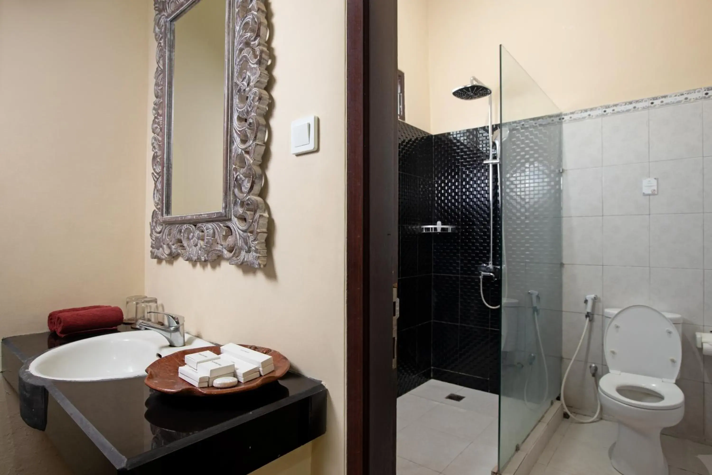Bathroom in Uma Sari Cottage