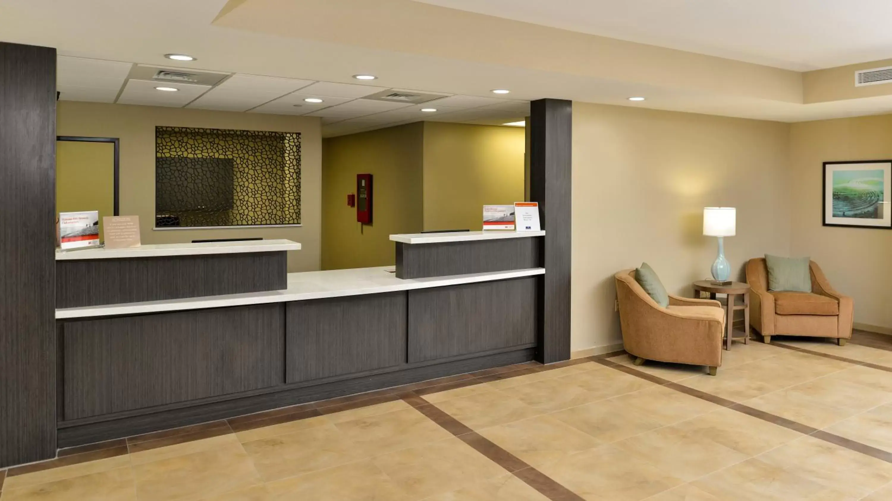 Property building, Lobby/Reception in Candlewood Suites Houma, an IHG Hotel