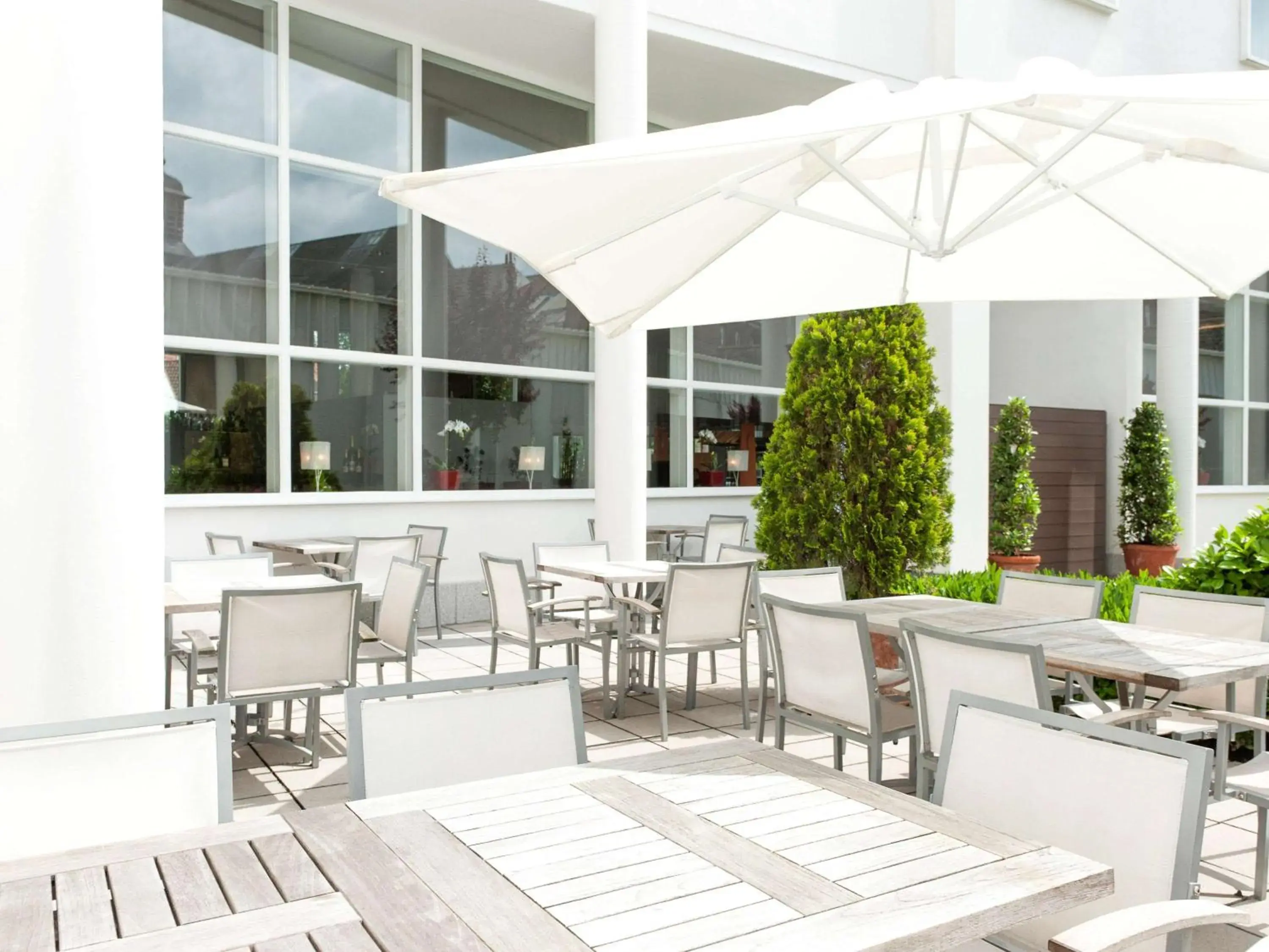 Restaurant/Places to Eat in Novotel Brugge Centrum