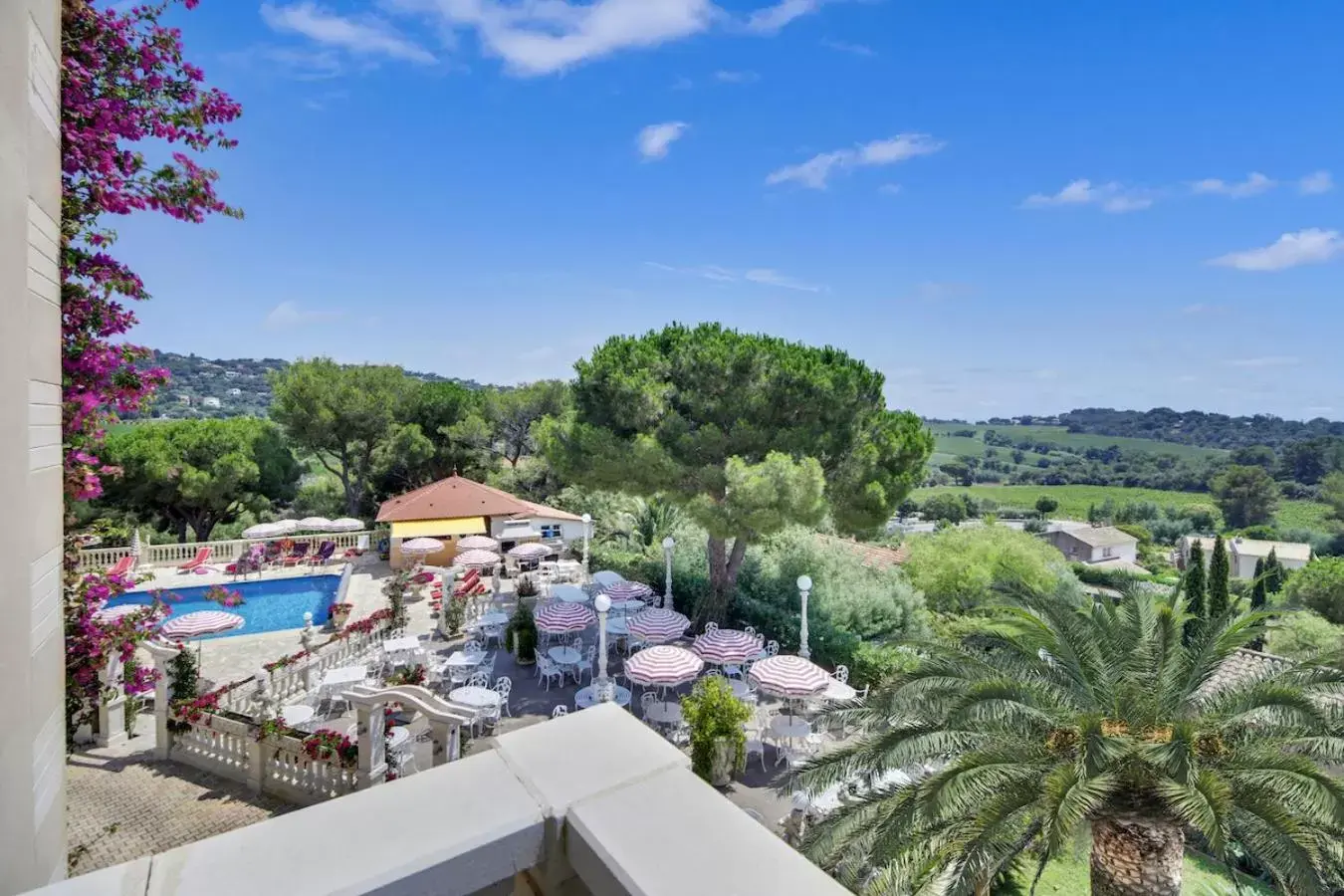 Pool View in Le Château de Mei Lese