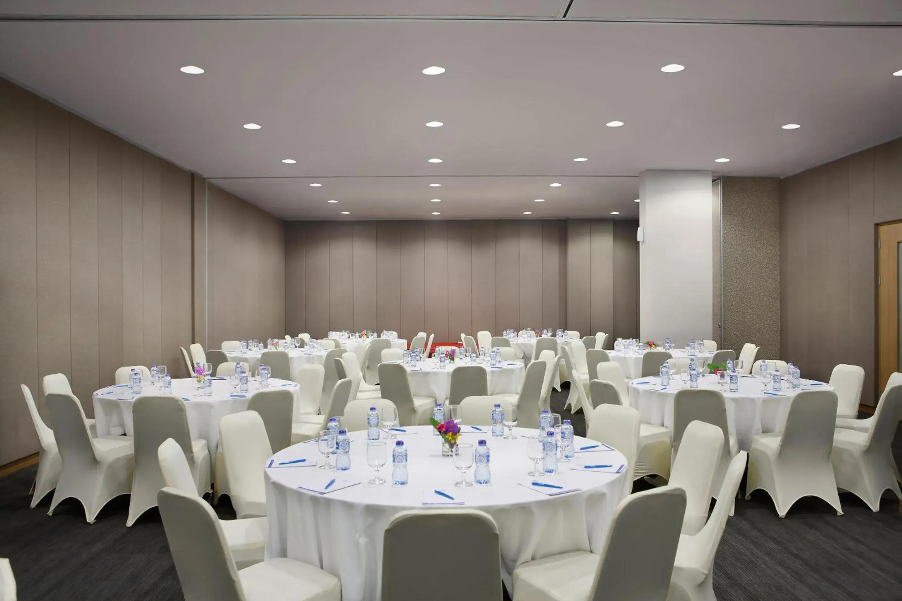 Meeting/conference room, Banquet Facilities in Batiqa Hotel Jababeka