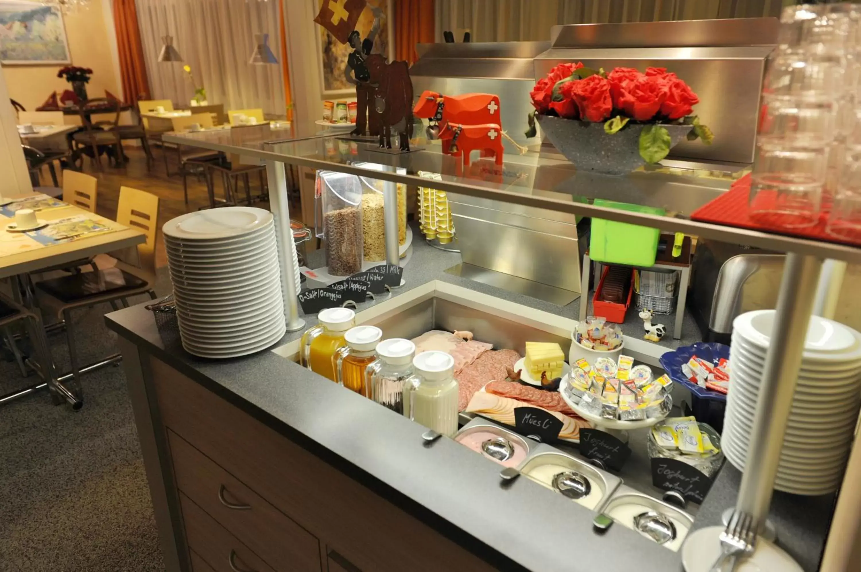 Buffet breakfast in Hotel Derby Interlaken - Action & Relax Hub