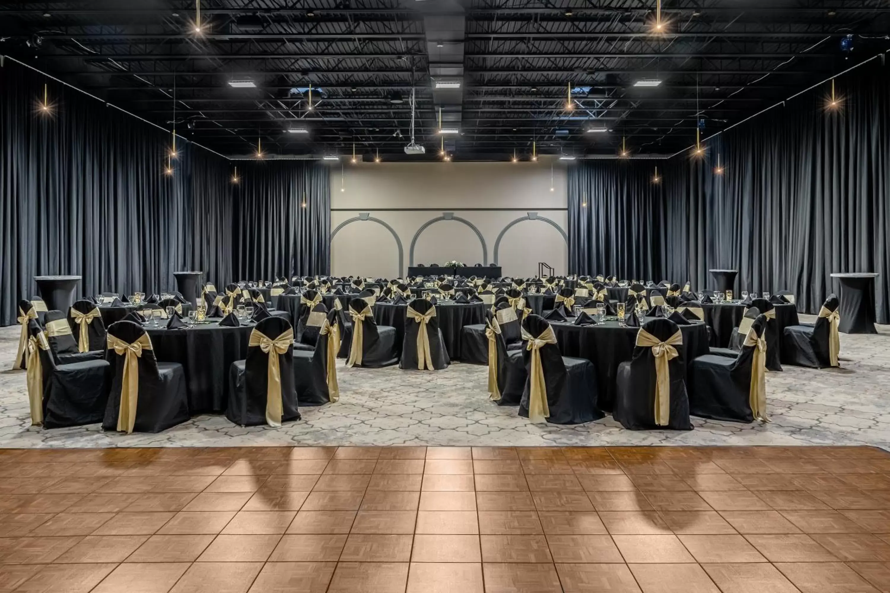 Banquet/Function facilities, Banquet Facilities in Grand Williston Hotel and Conference Center
