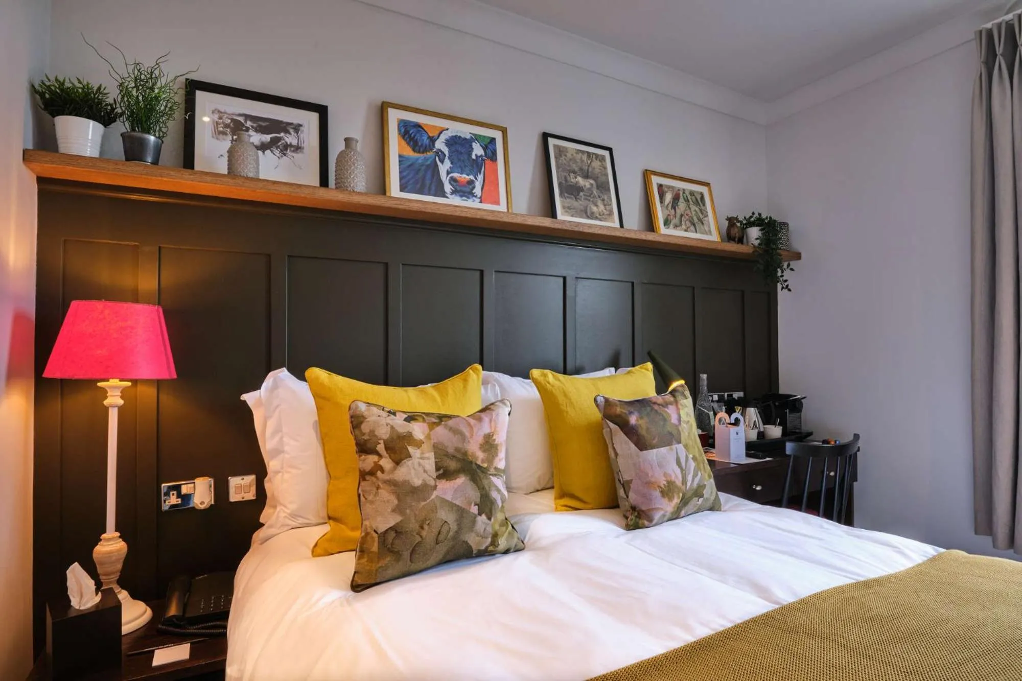 Bed in The Bulls Head Hotel