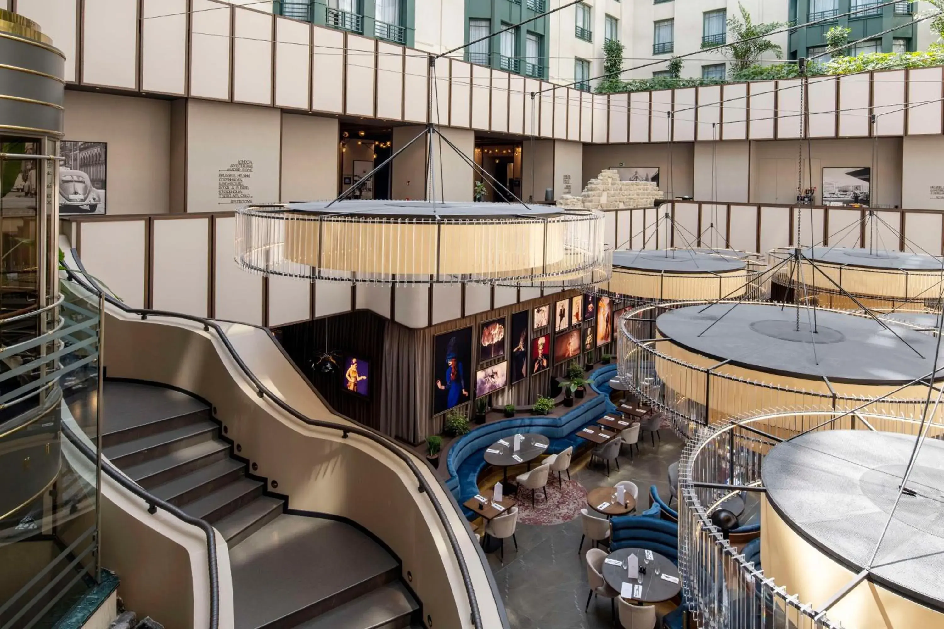 Lobby or reception, Pool View in Radisson Blu Royal Hotel