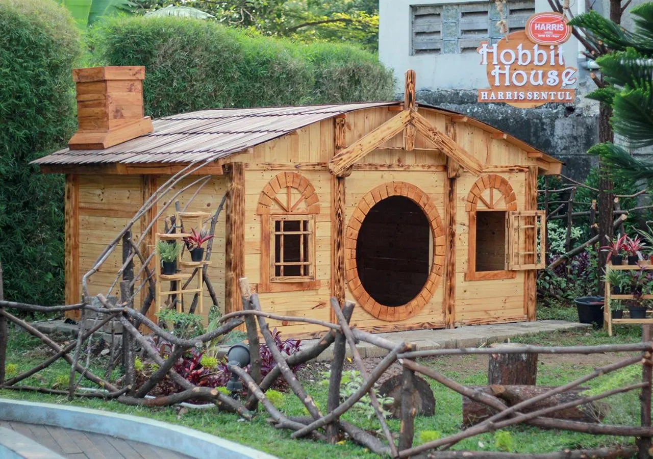 Activities in HARRIS Hotel Sentul City Bogor