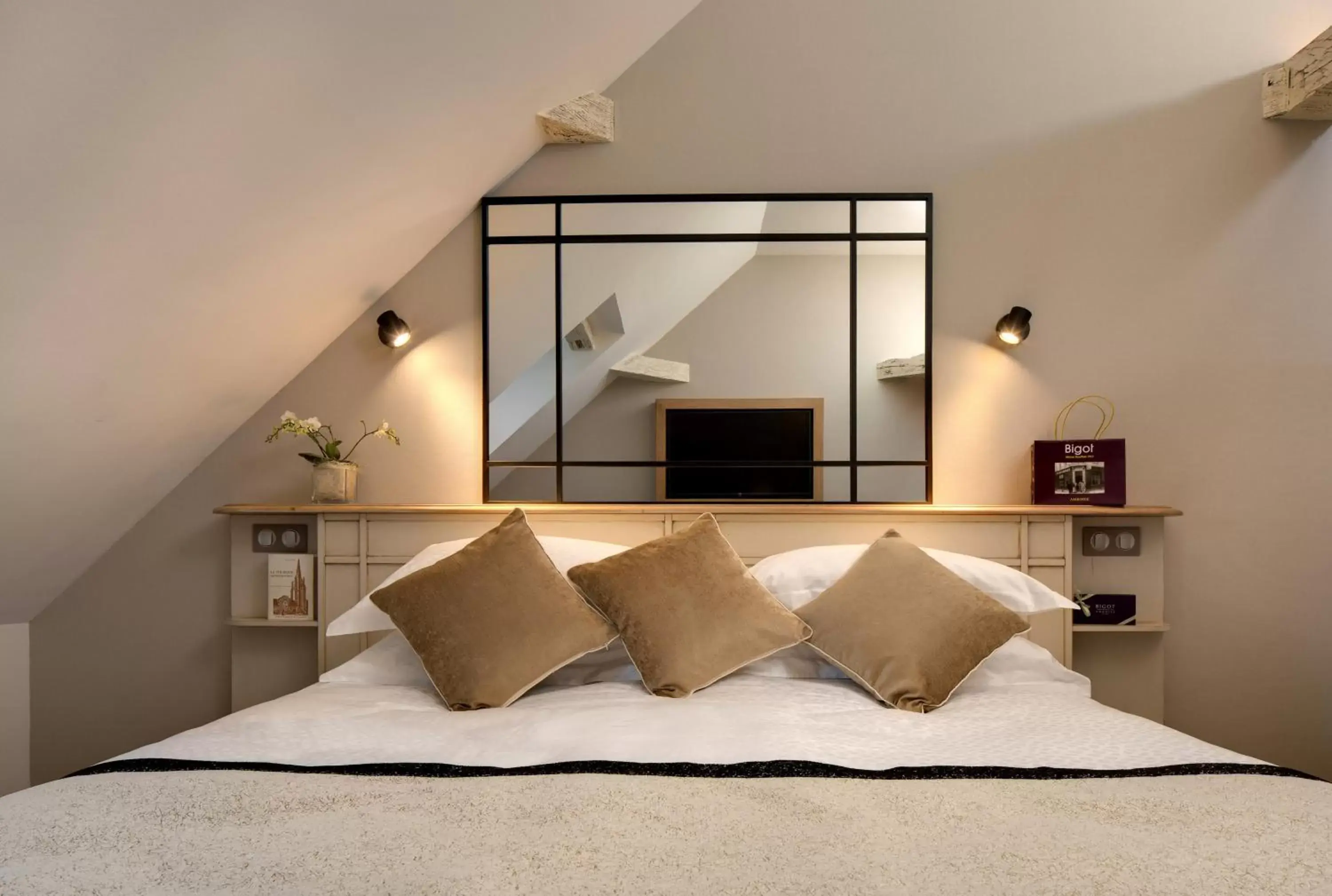 Bedroom, Bed in Le Manoir Les Minimes
