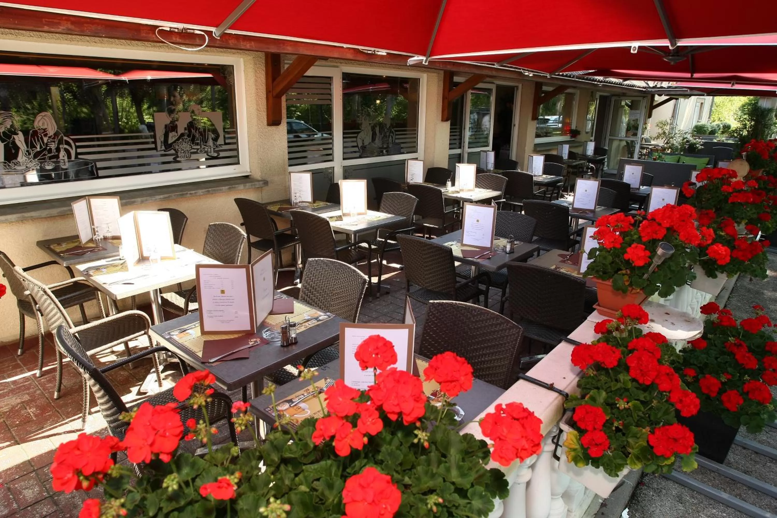 Facade/entrance in Logis Bagatelle - 51530 Dizy