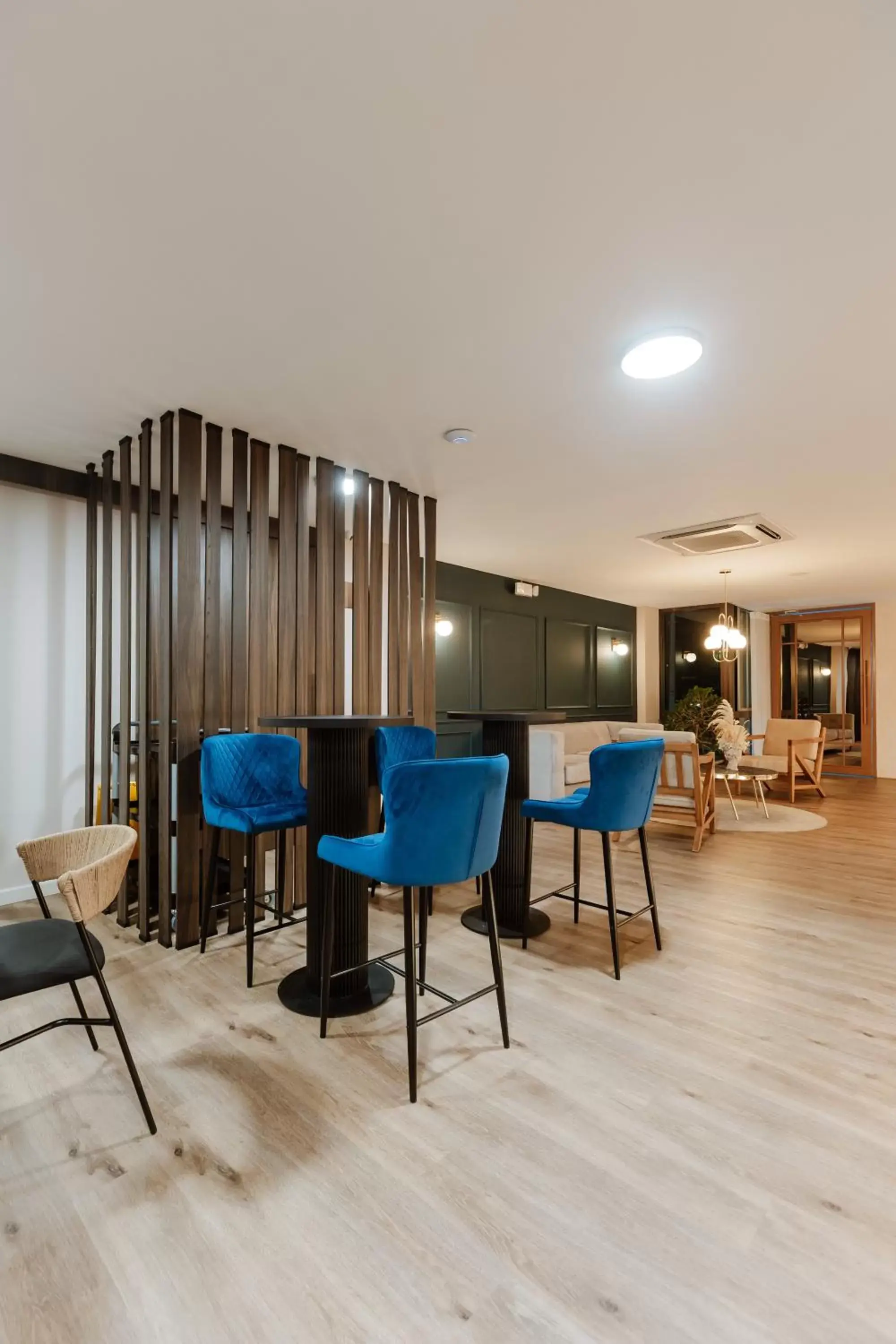 Lobby or reception in 1616 Hotel Lobby or reception in 1616 Hotel