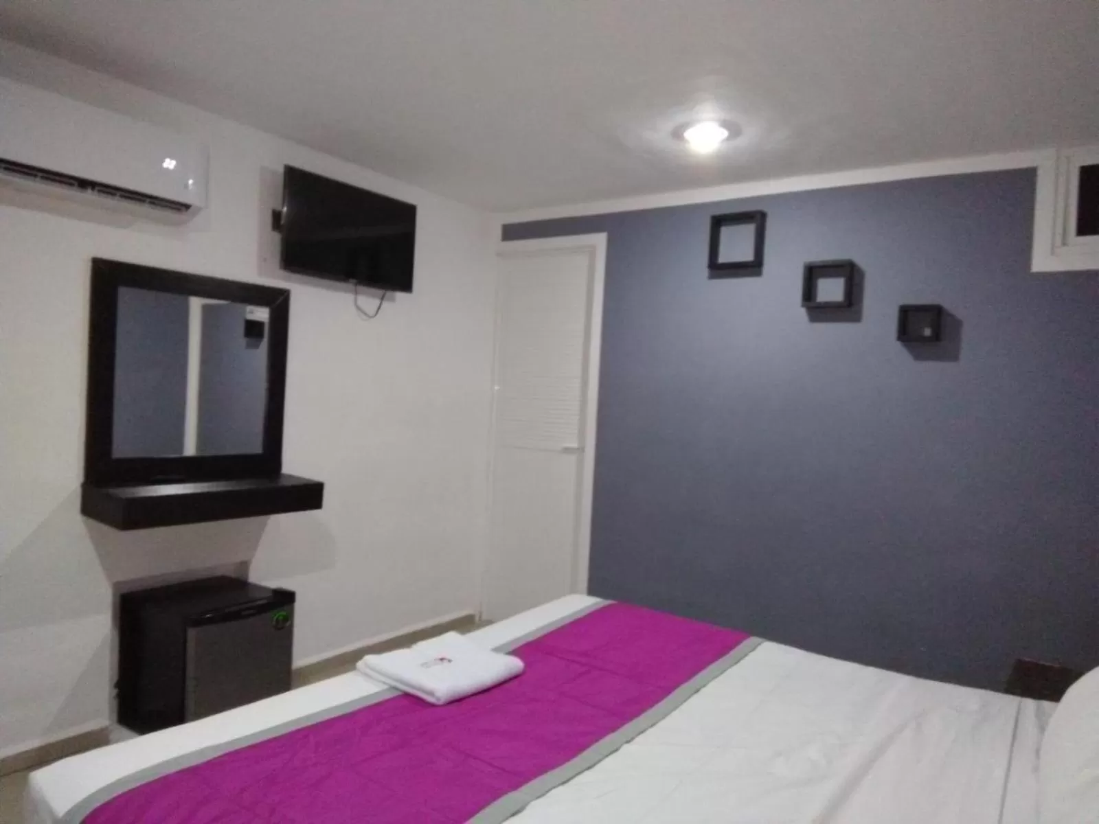 Bed in QATAR HOSPEDAJE