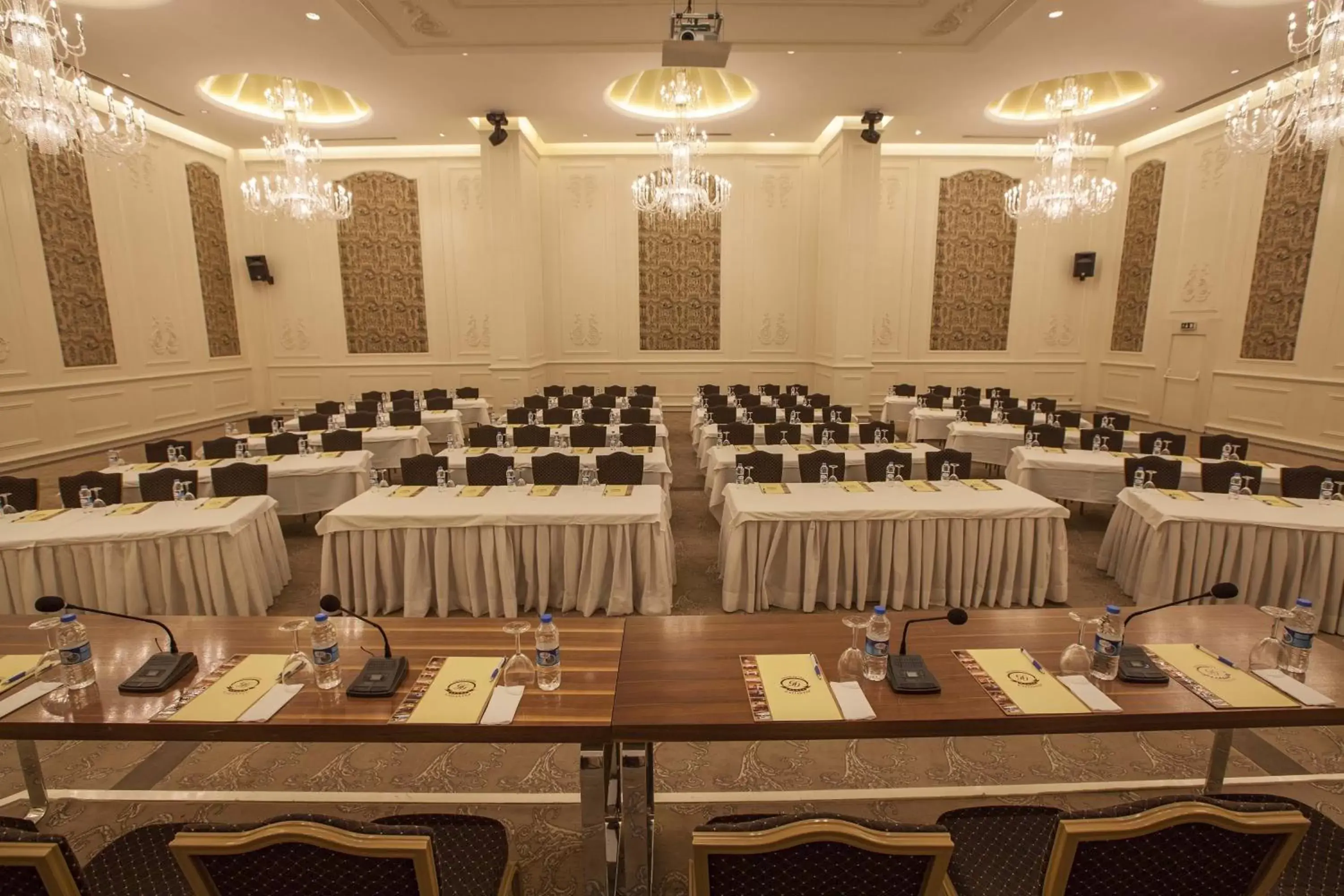 Business facilities in Grand Hotel Gaziantep