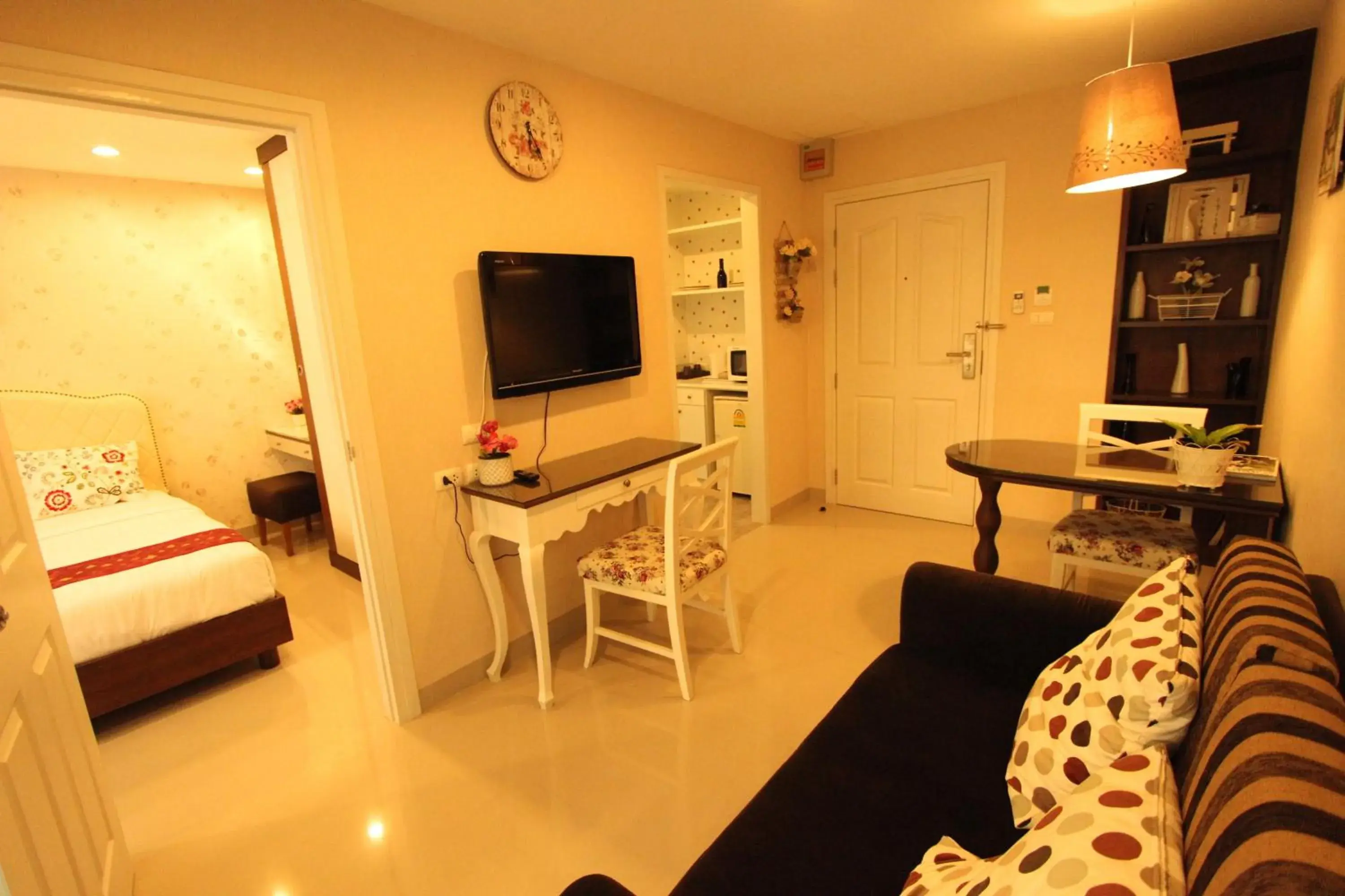 TV and multimedia, TV/Entertainment Center in At Residence Suvarnabhumi Hotel - SHA Extra Plus