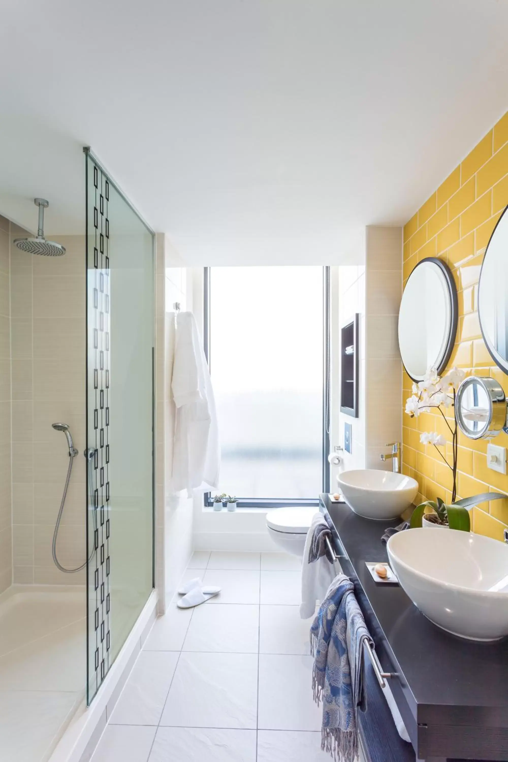 Shower, Bathroom in Hotel Indigo Newcastle, an IHG Hotel